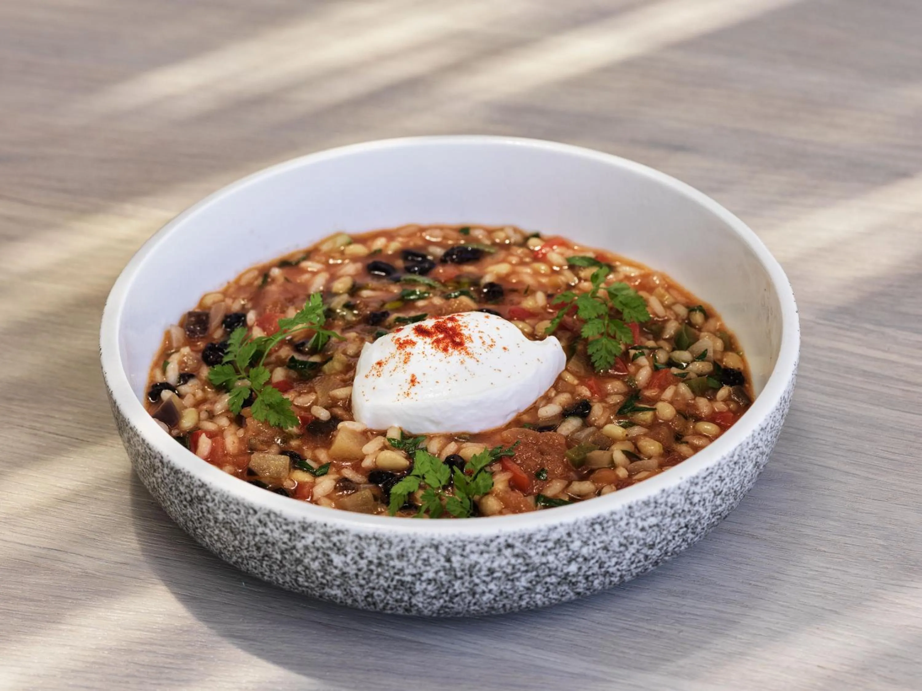 Restaurant/places to eat in Mykonos Earth Suites