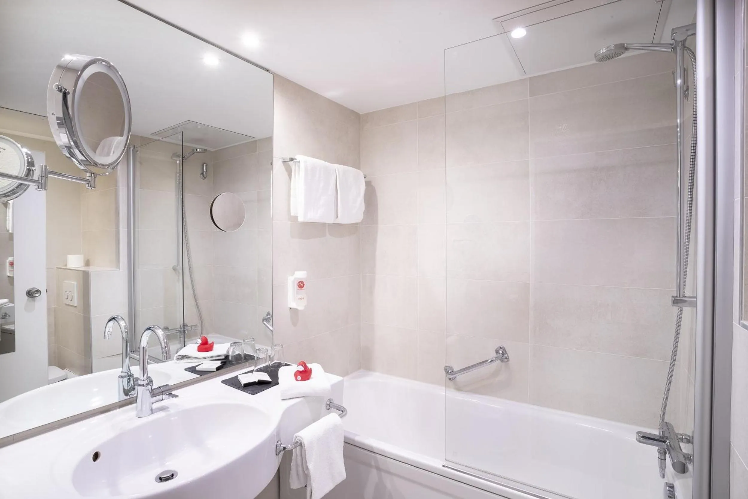 Bathroom in ACHAT Hotel Monschau