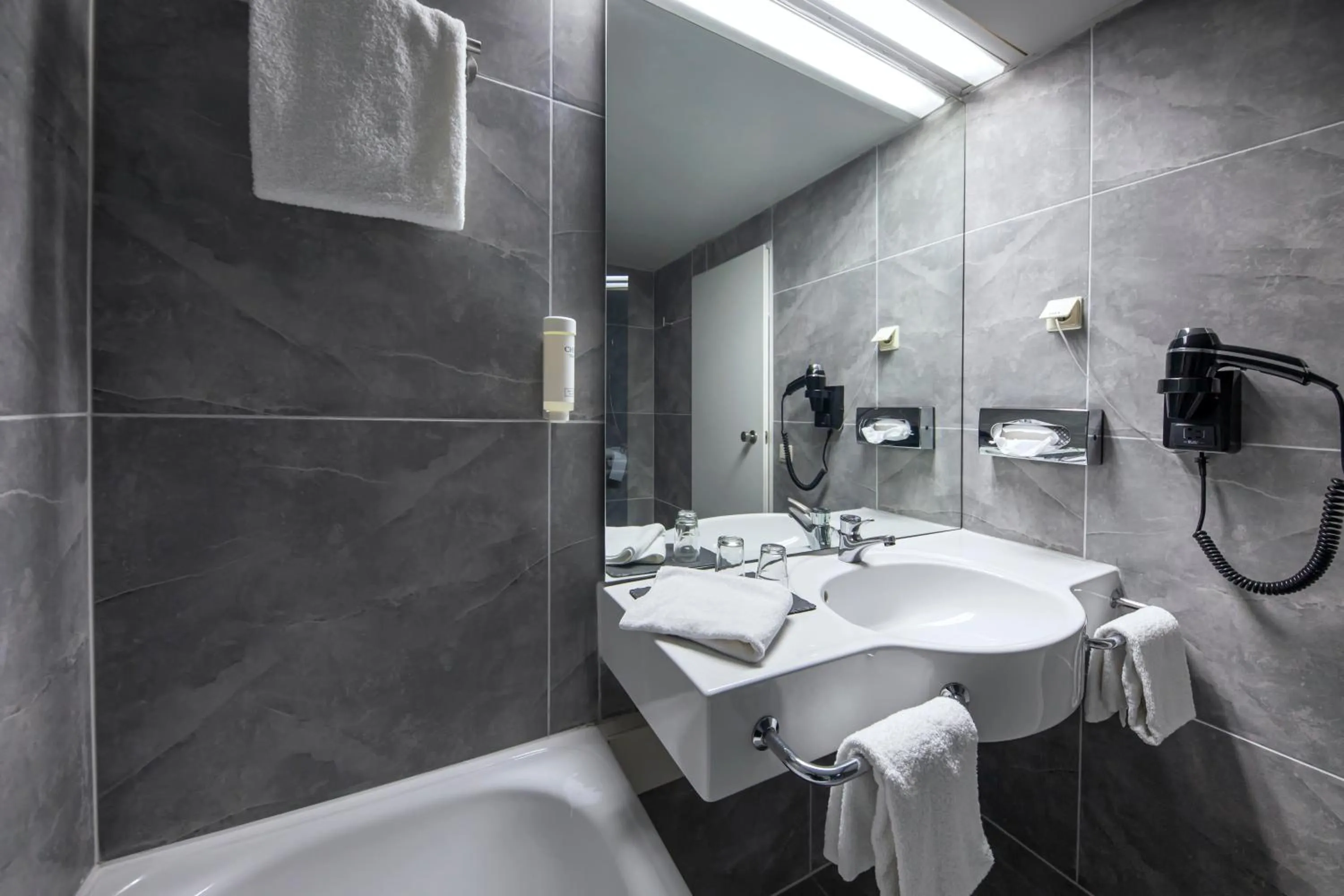 Bathroom in ACHAT Hotel Monschau