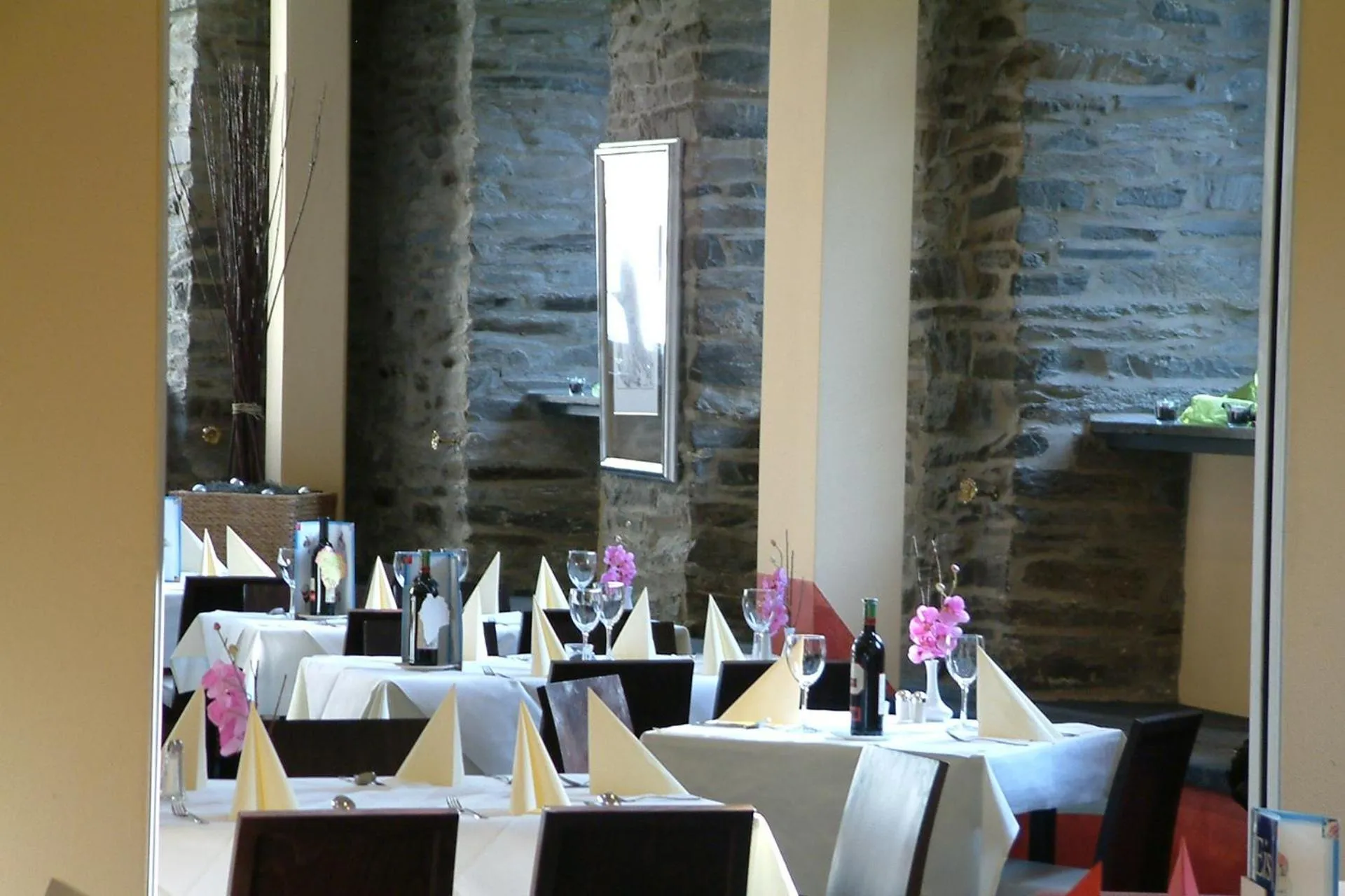 Restaurant/places to eat in ACHAT Hotel Monschau