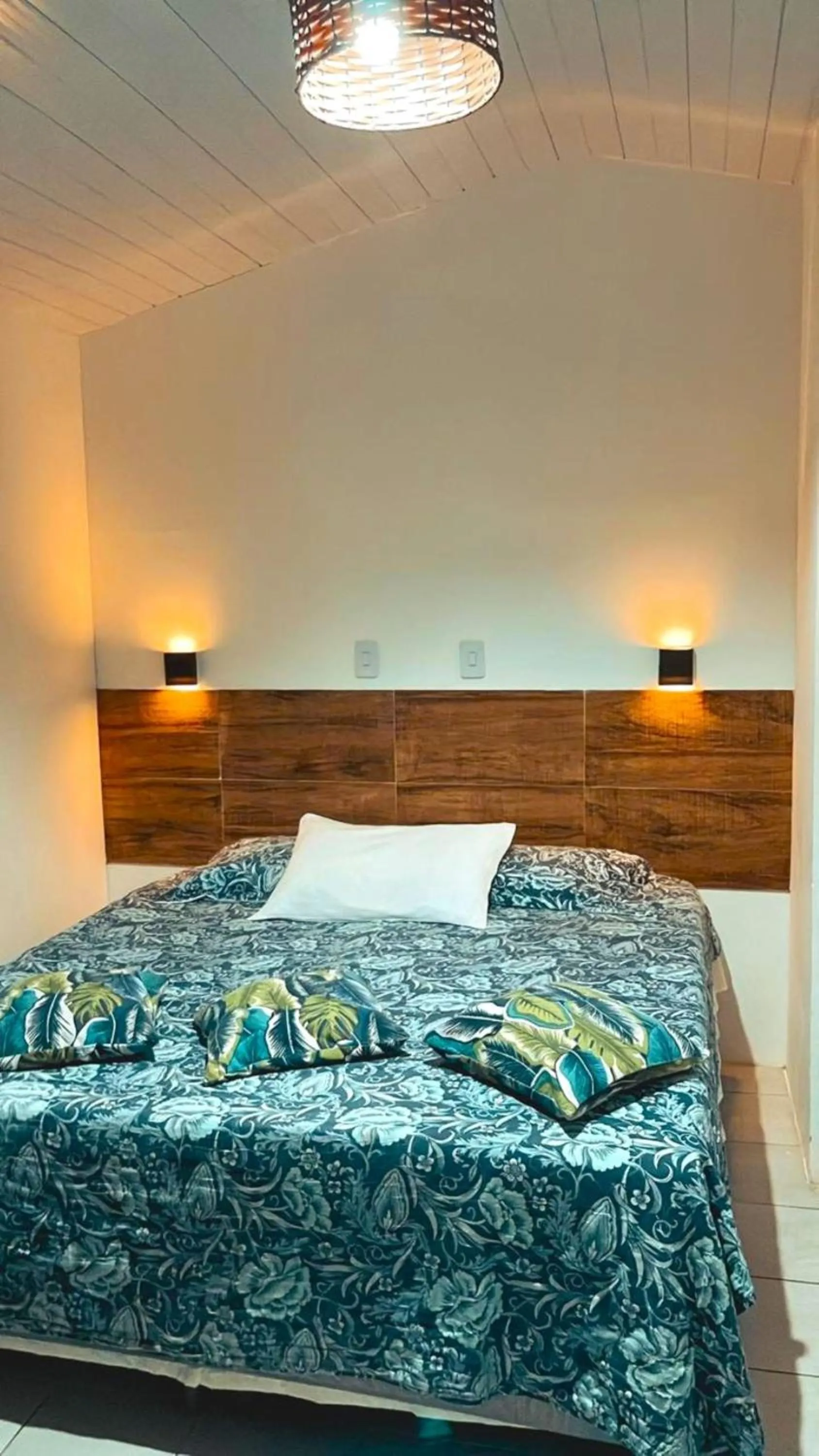 Photo of the whole room, Bed in Pousada Portal dos Golfinhos