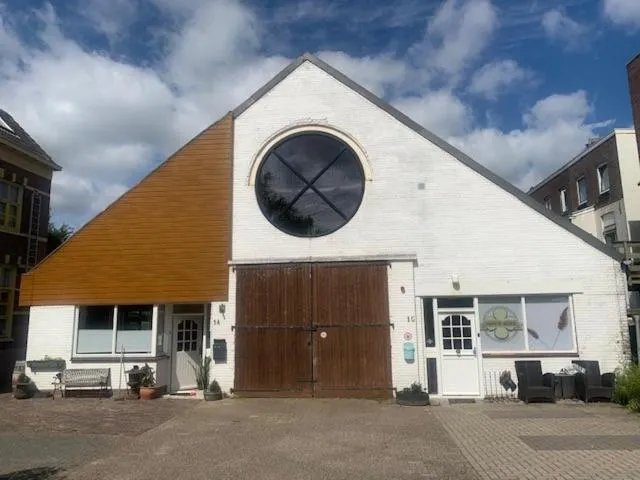 Logement Meijnerswijk, Free Parking, Electric Parking, Kitchen,Living room, Free Coffee machine Geen jongeren onder 25 jr