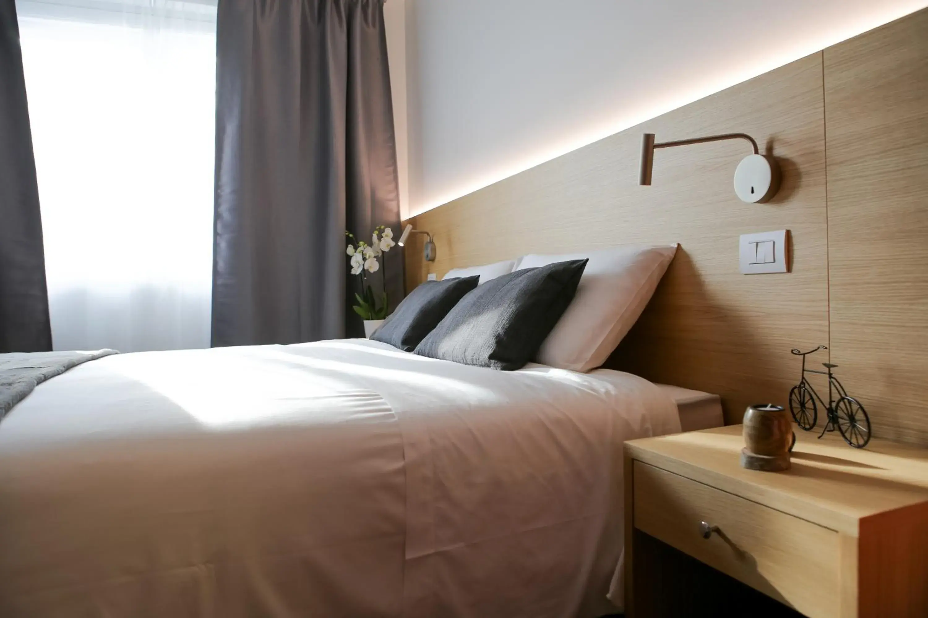 Large Double or Twin Room - single occupancy in Bed and Bike Verona Large Double or Twin Room - single occupancy in Bed and Bike Verona