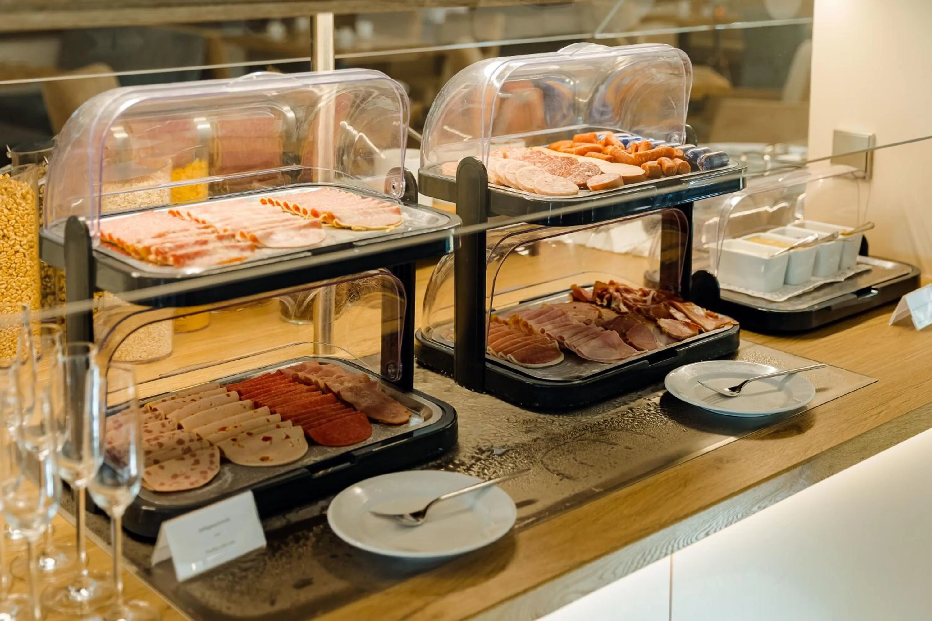 Breakfast in Privathotel alte mühle Wolfsburg-Weyhausen