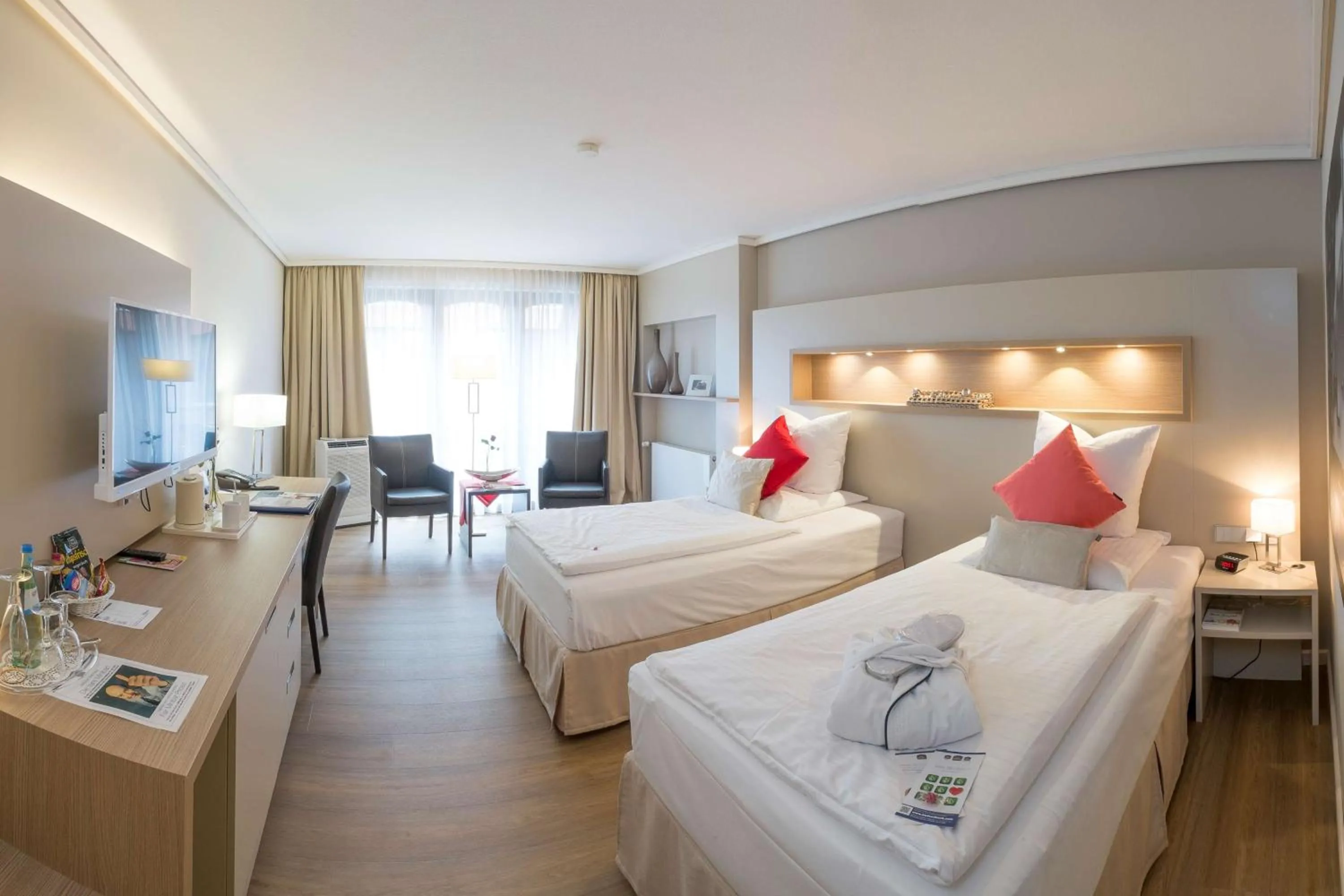 Photo of the whole room, Bed in Privathotel alte mühle Wolfsburg-Weyhausen