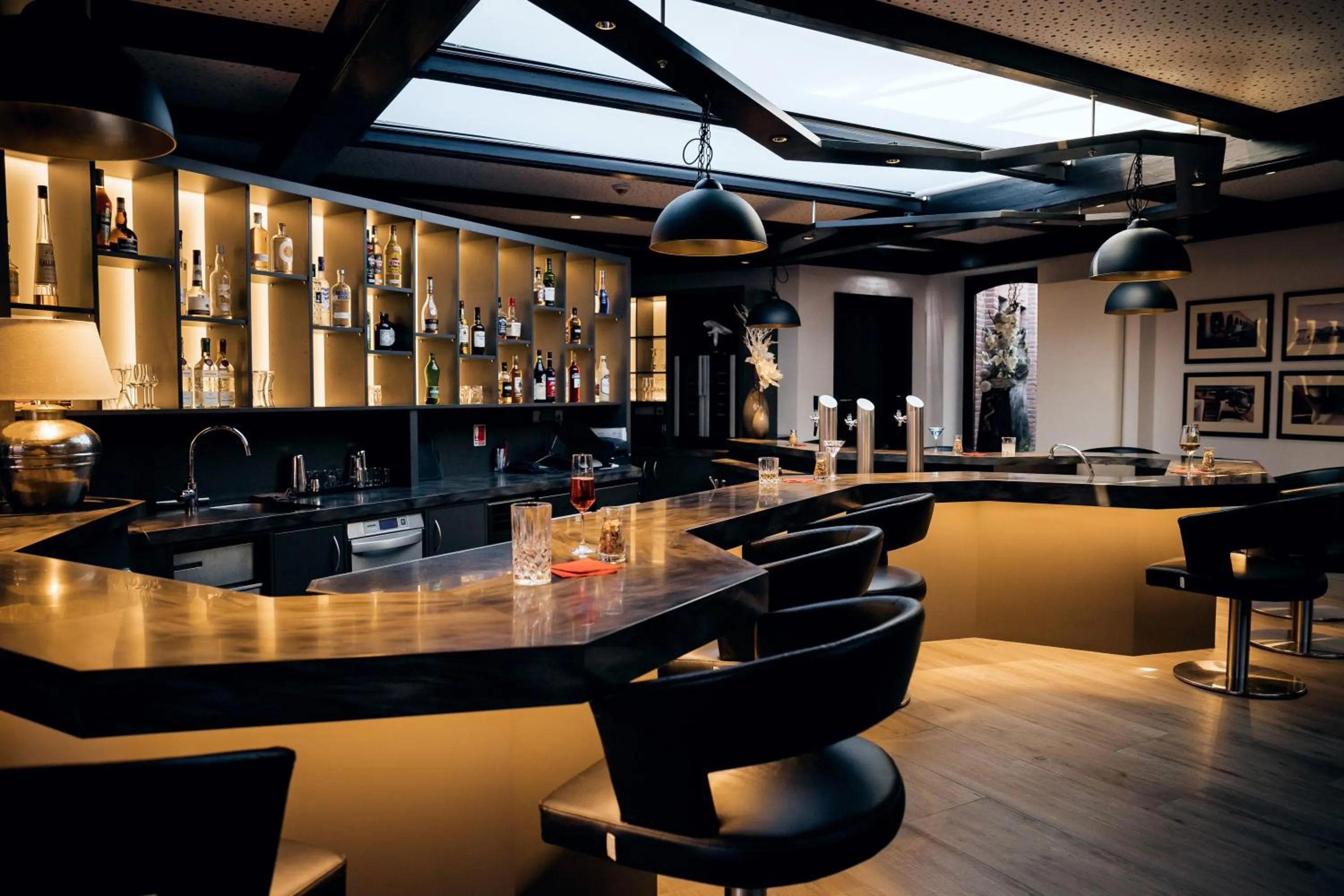 Lounge or bar in Privathotel alte mühle Wolfsburg-Weyhausen