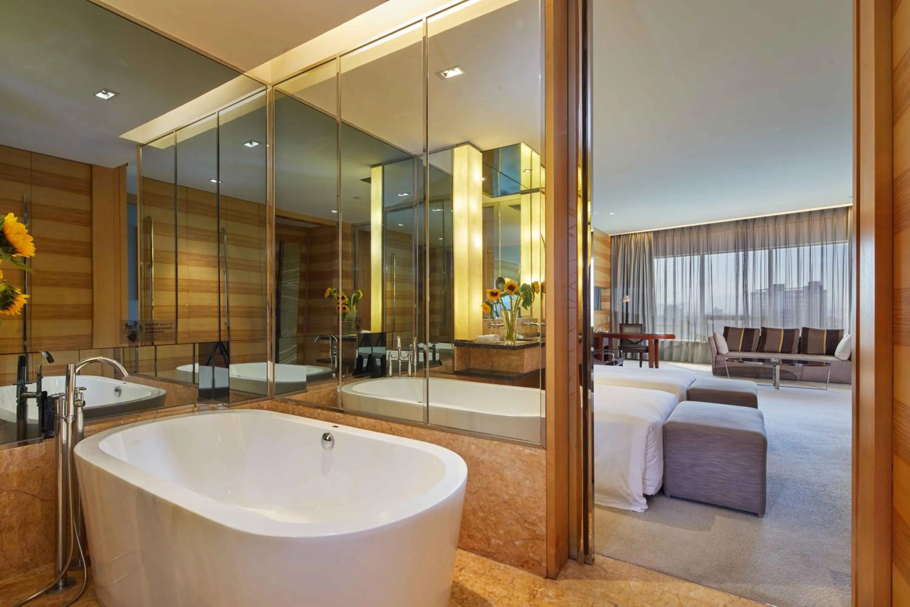 Bath in HJ International Hotel