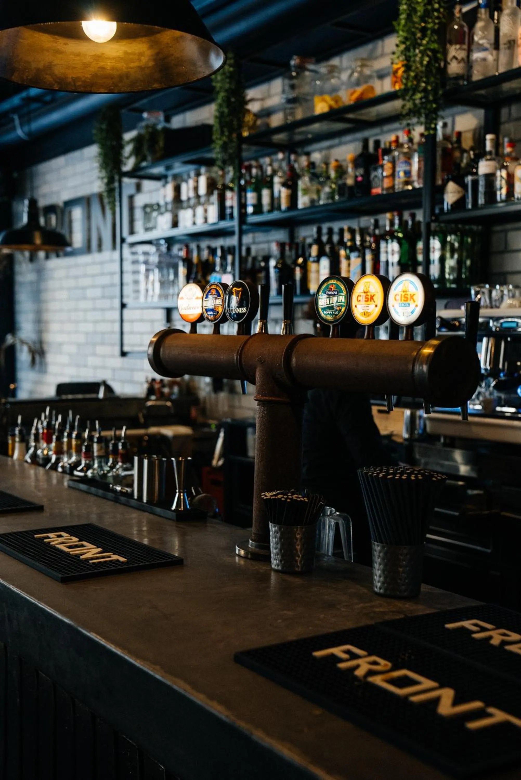 Restaurant/places to eat in Block