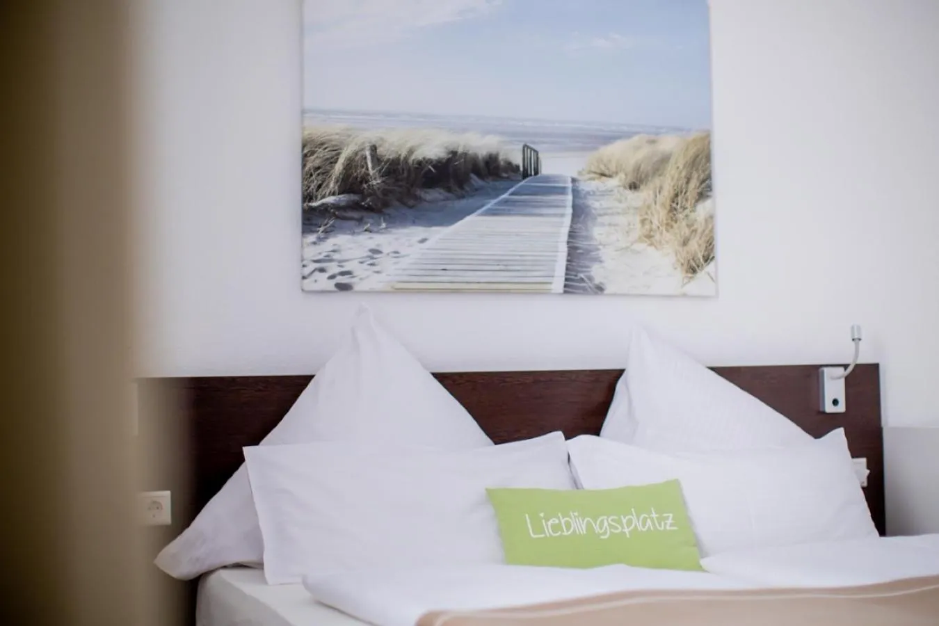 Photo of the whole room, Bed in Hotel Das Kronprinz