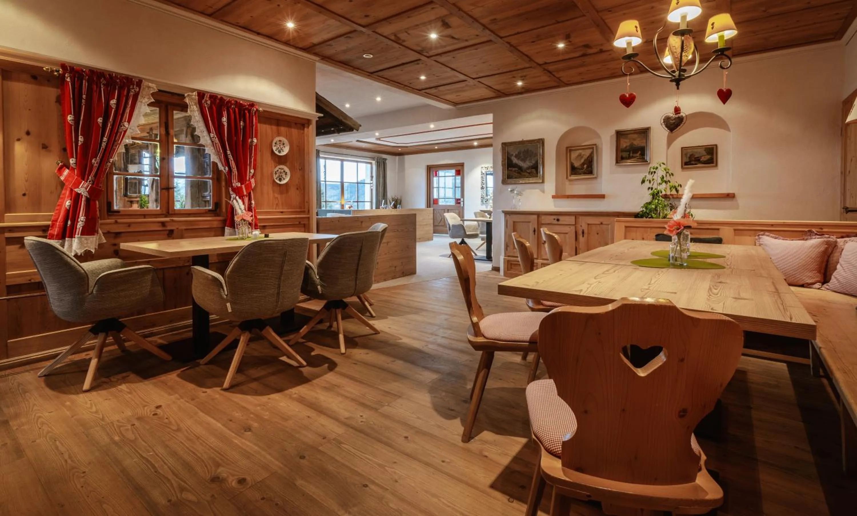 Restaurant/places to eat in Hotel Bergruh