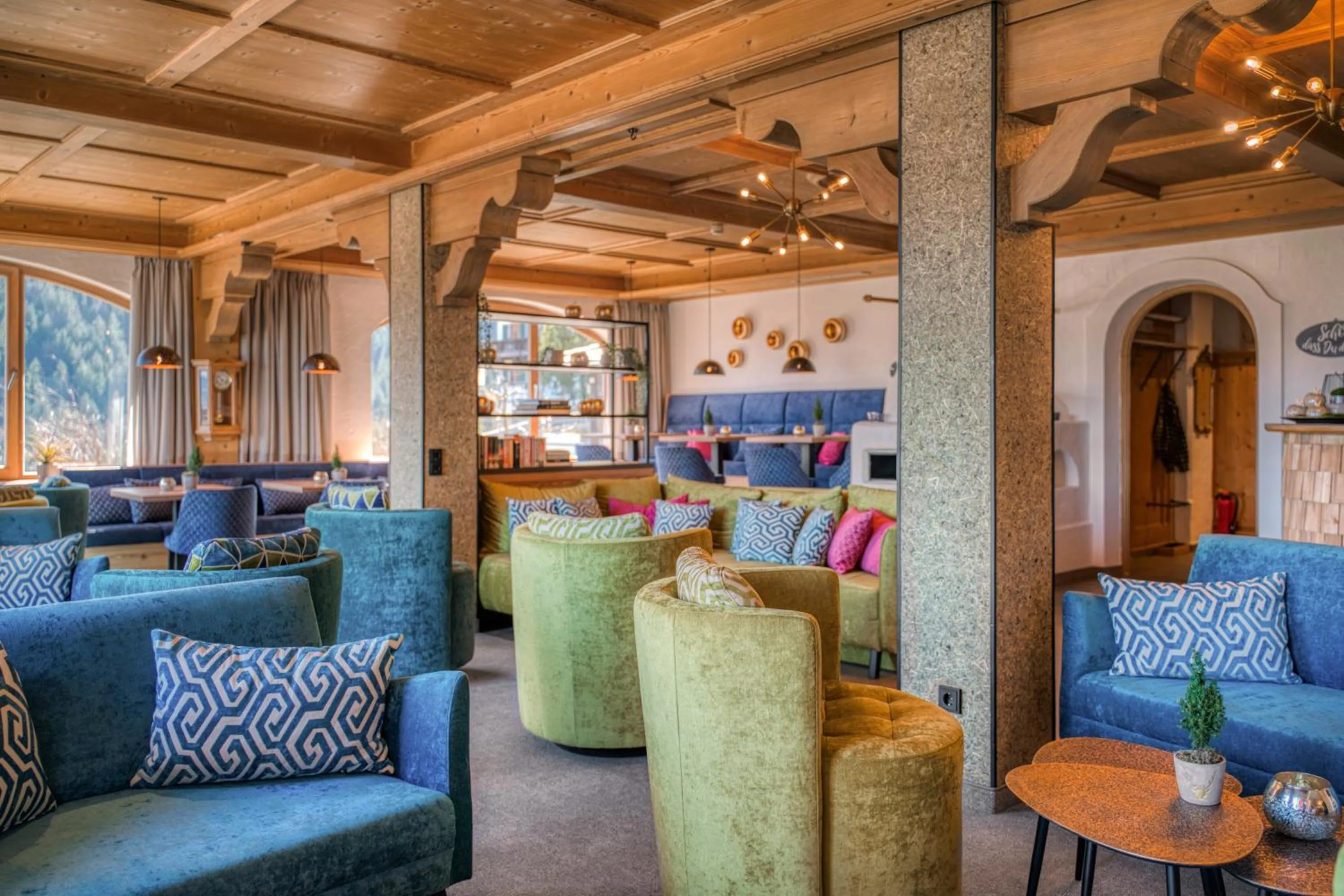 Lounge or bar in Hotel Bergruh