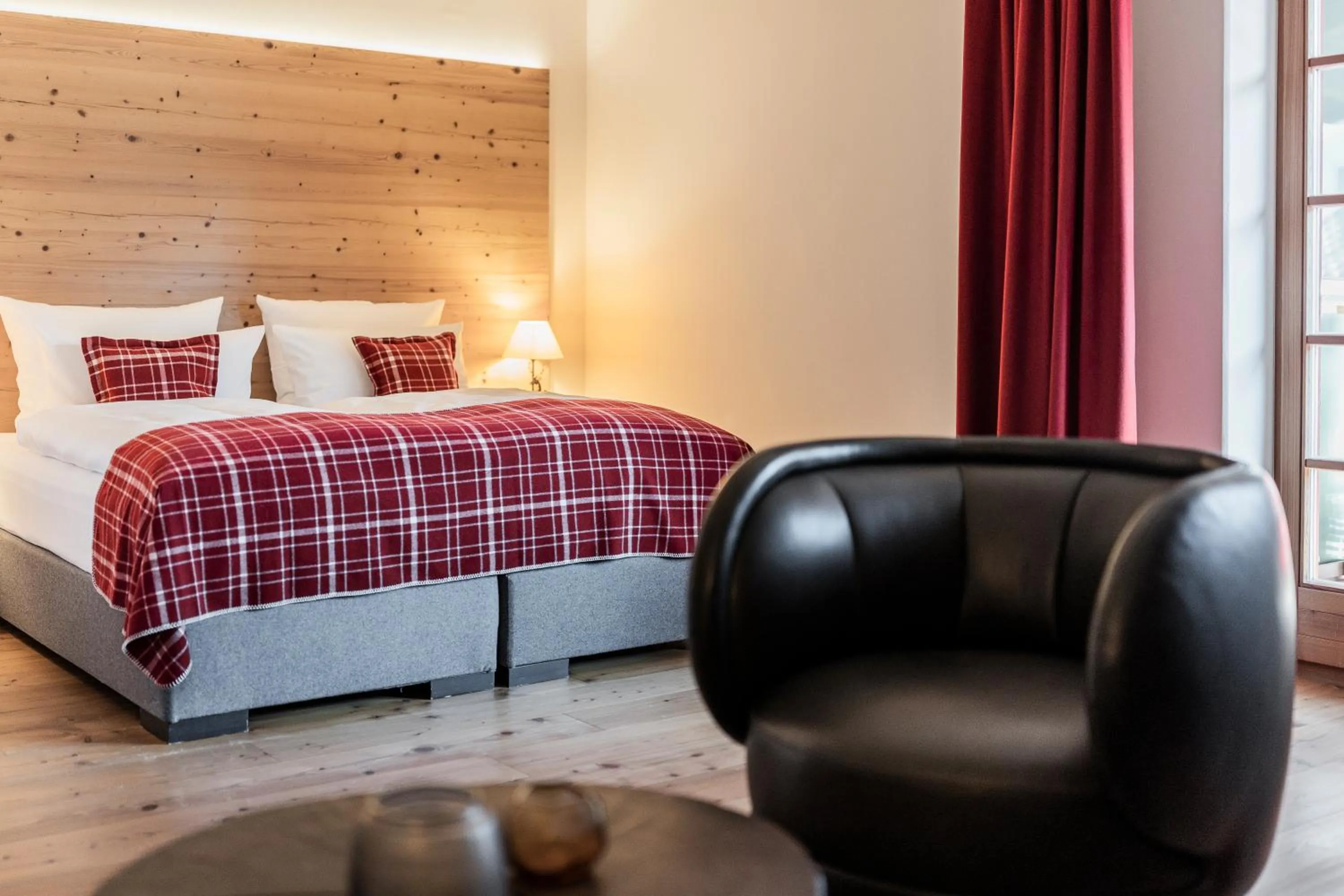 Bed in Das Achental Resort