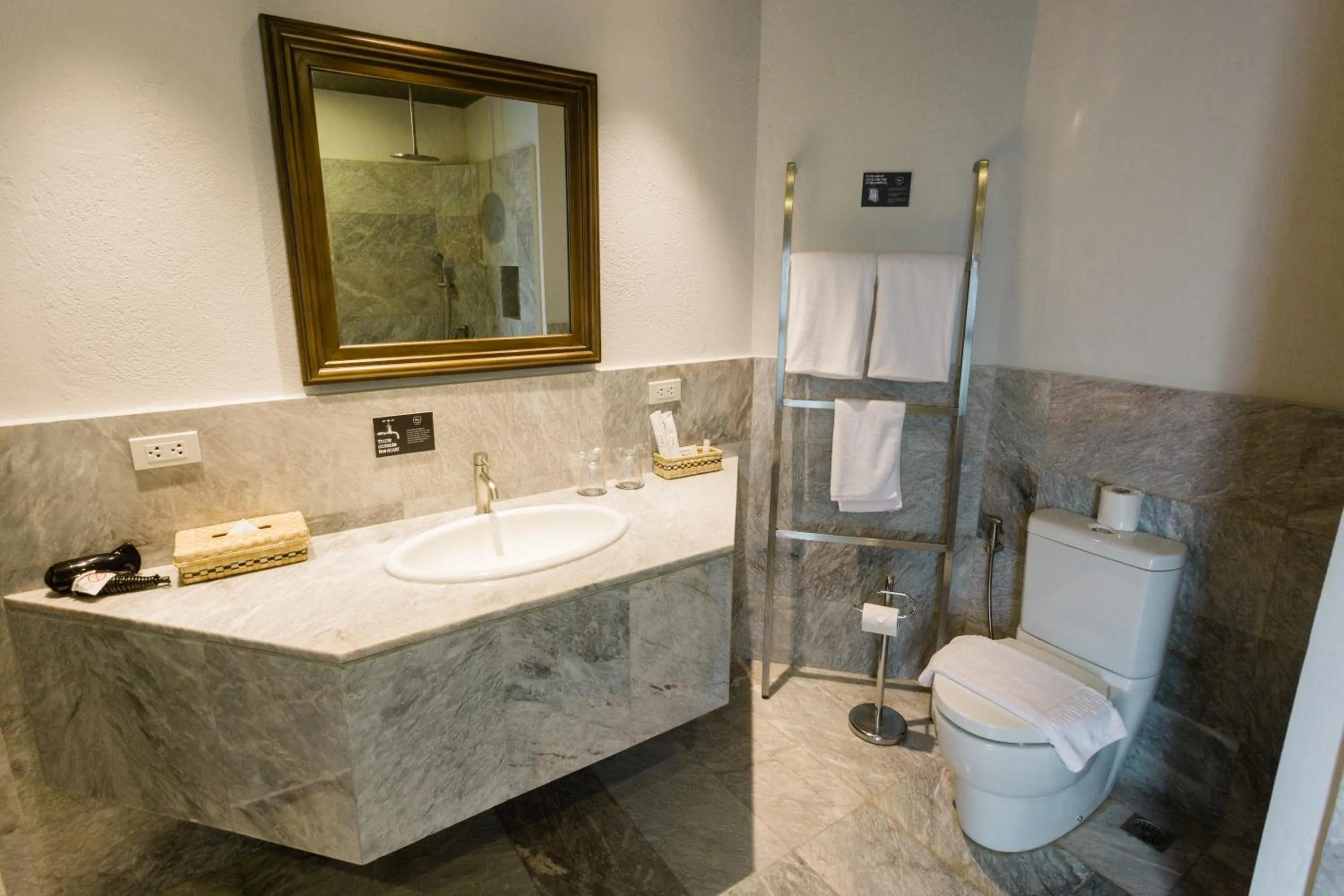 Bathroom in The Henry Resort Dumaguete