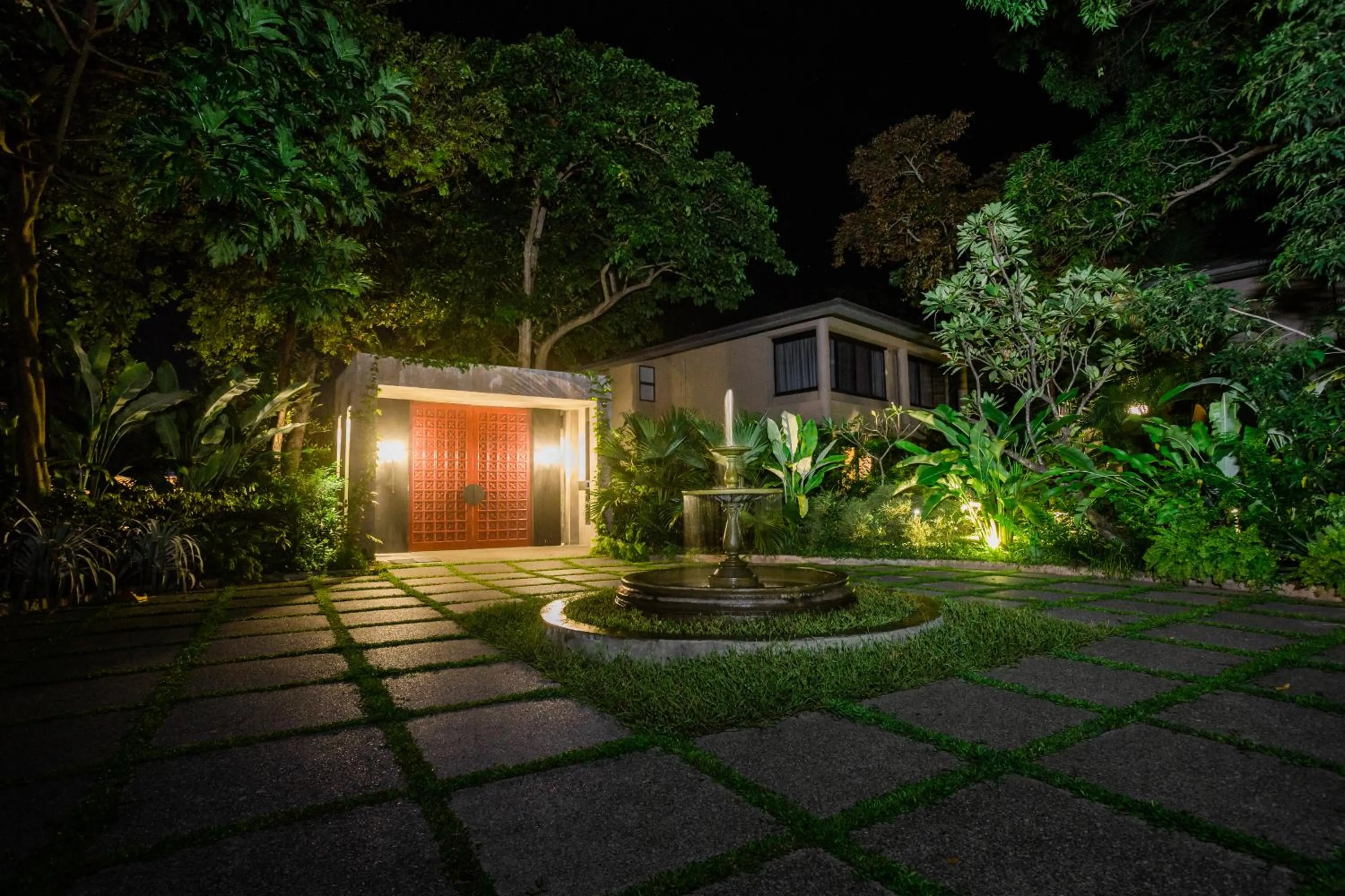 Garden in The Henry Resort Dumaguete