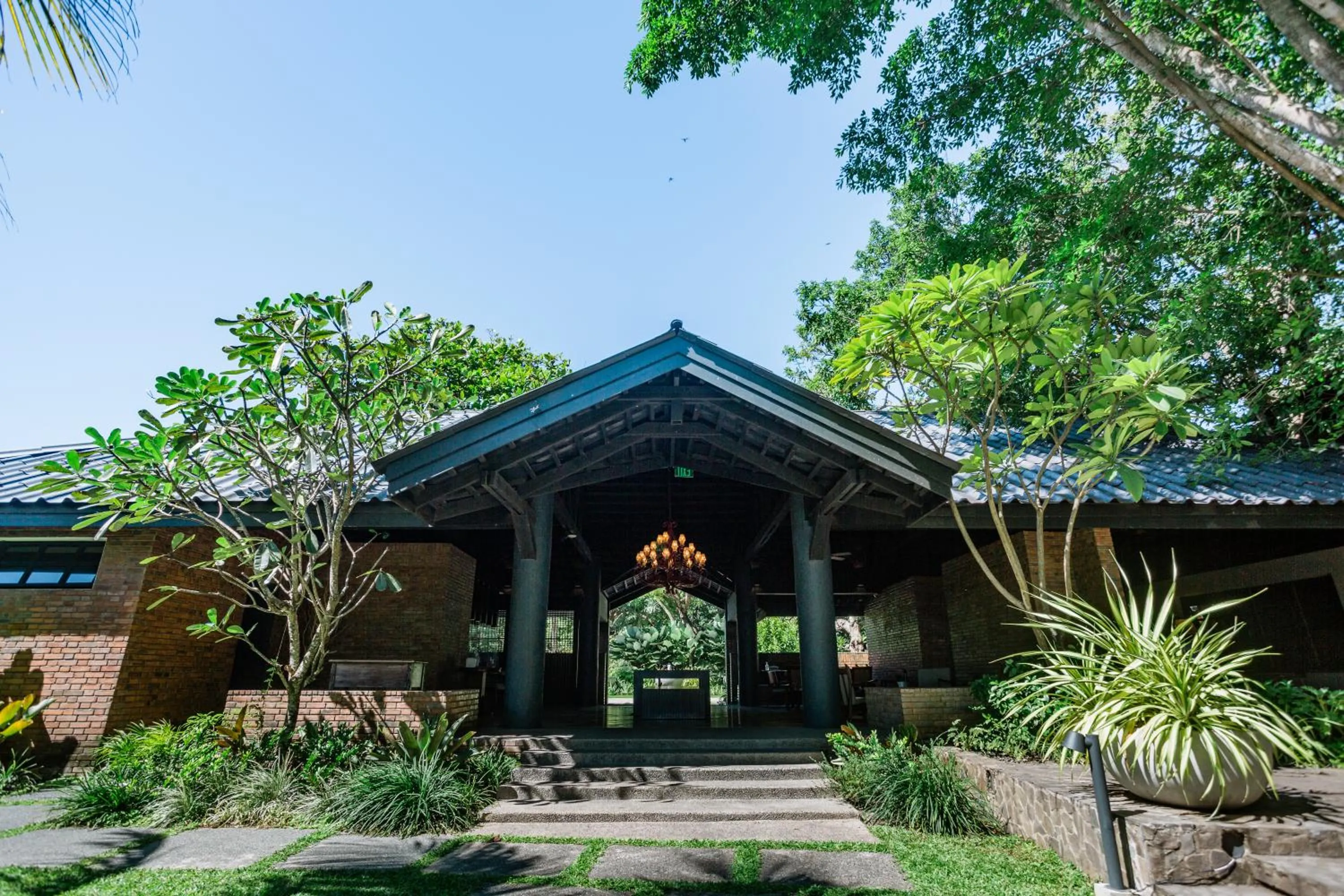 Facade/entrance in The Henry Resort Dumaguete