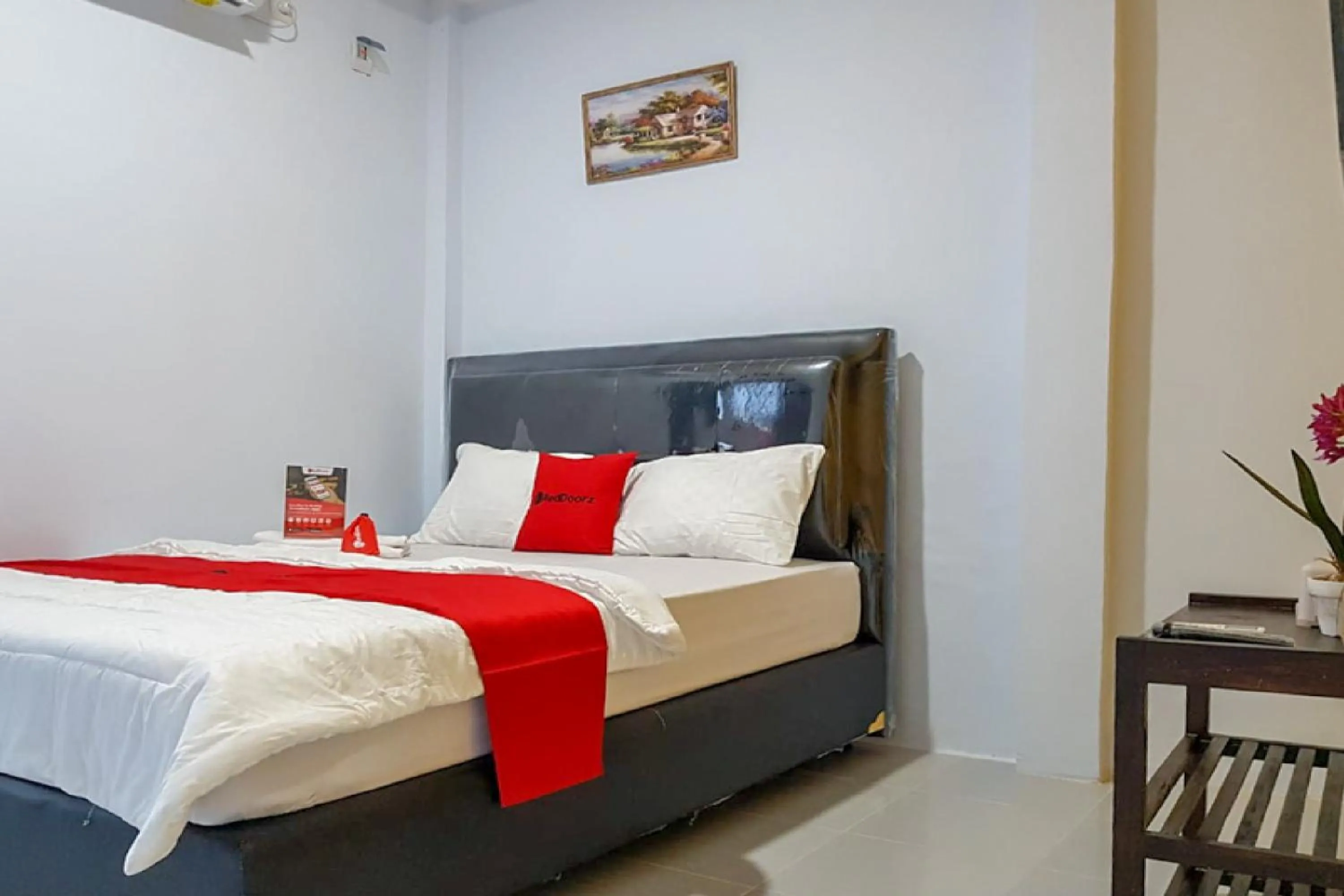 Bed in RedDoorz near RSUD Kota Luwuk