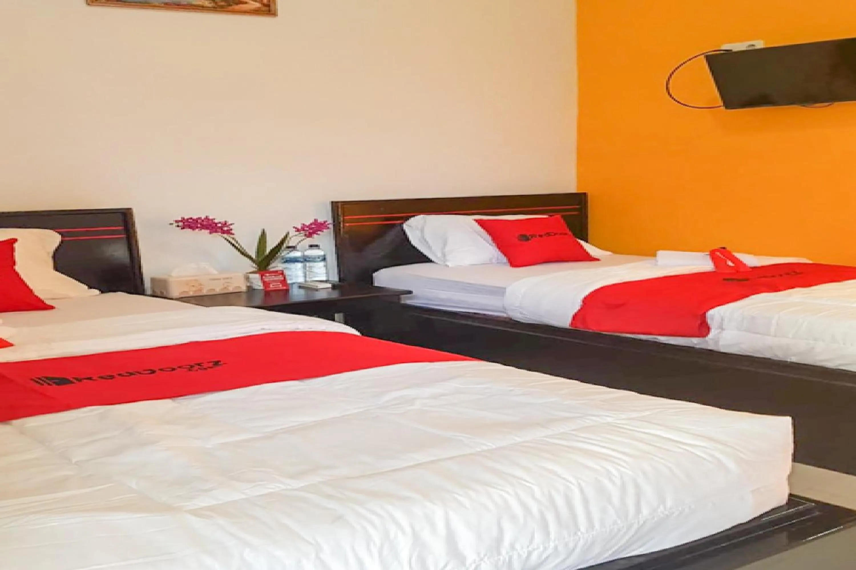 Bed in RedDoorz near RSUD Kota Luwuk