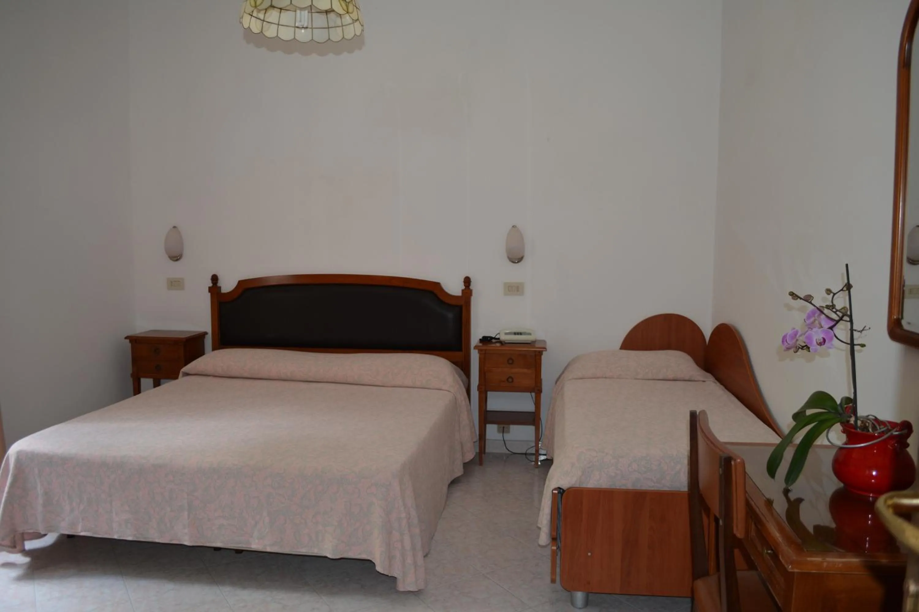 Bedroom, Bed in Hotel Maronti