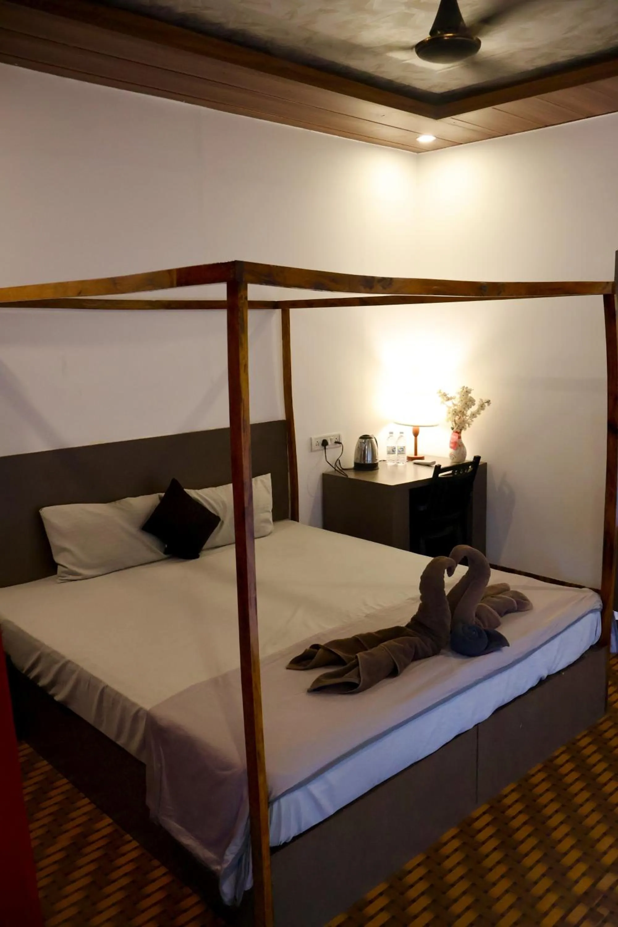 Bedroom, Bed in Patnem Beach Cottages