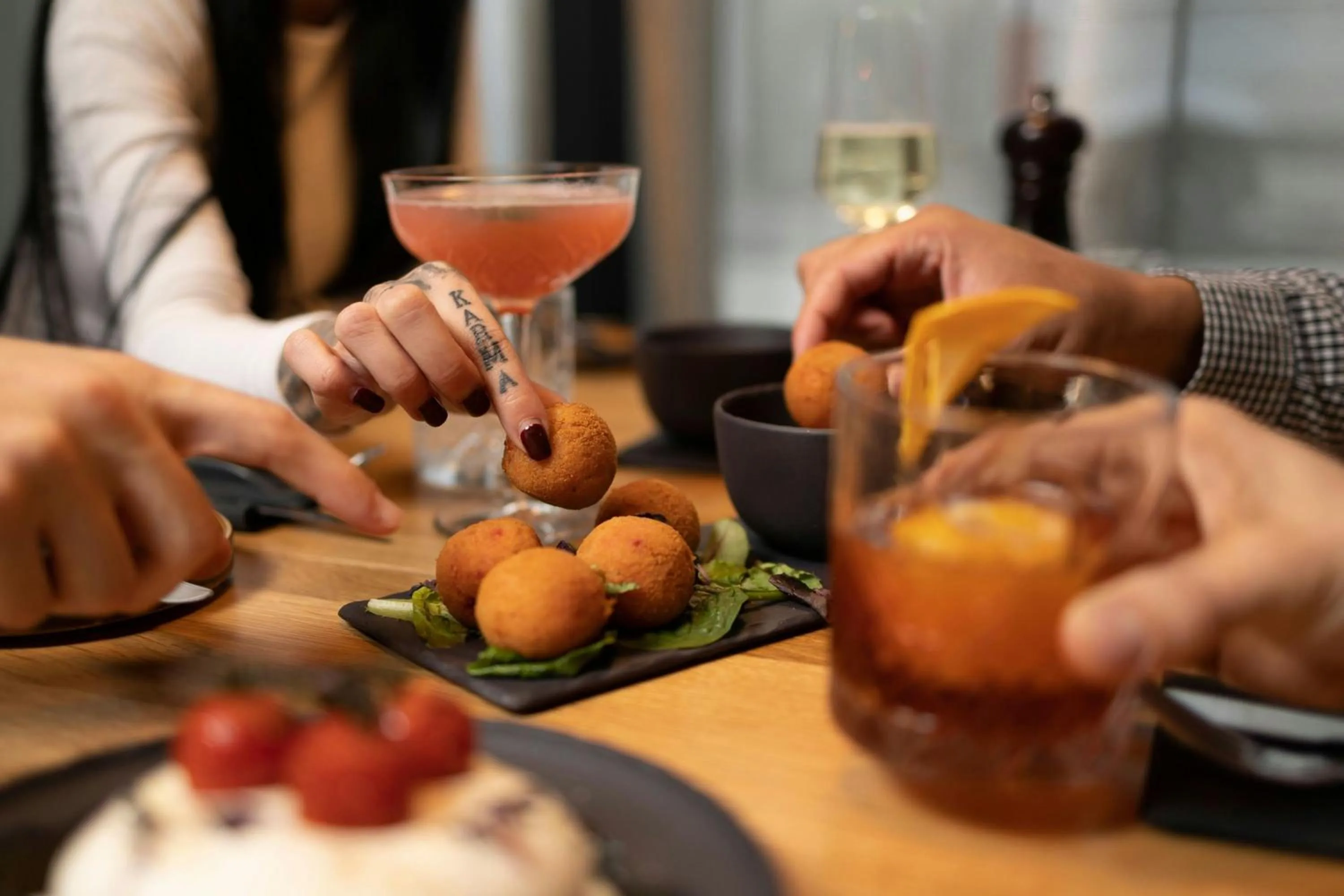 Restaurant/places to eat in Moxy Brussels City Center