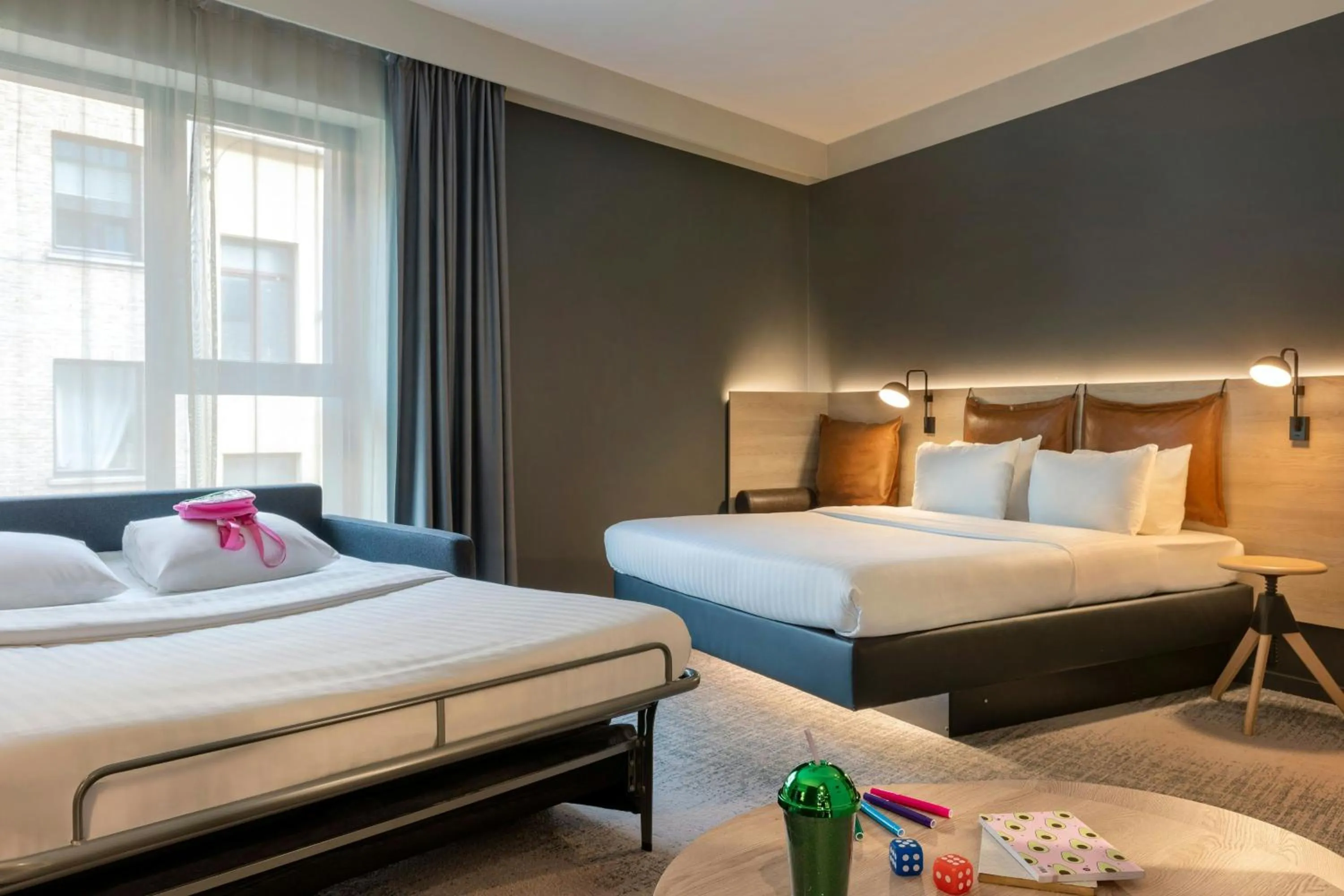 Photo of the whole room, Bed in Moxy Brussels City Center