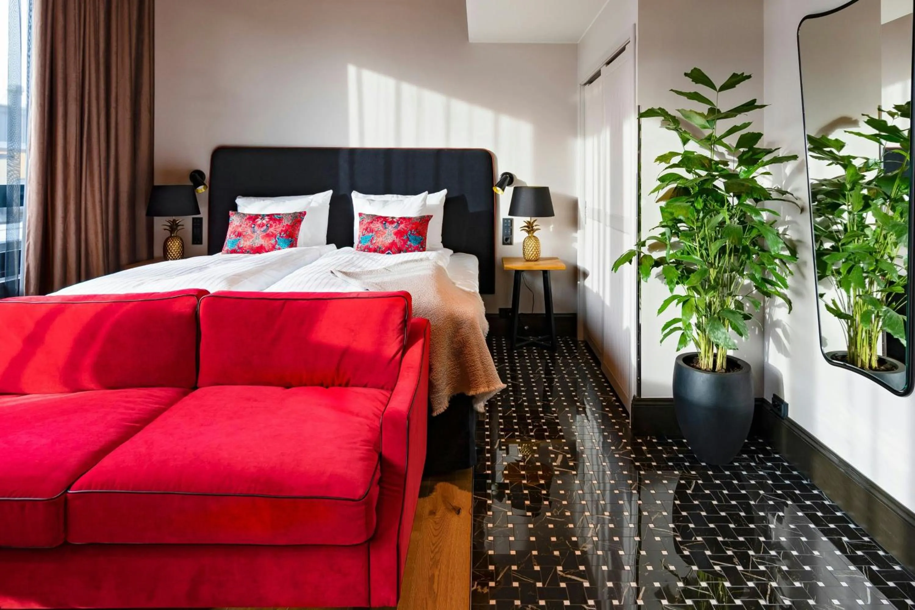 Photo of the whole room, Bed in Hotel U14, Autograph Collection