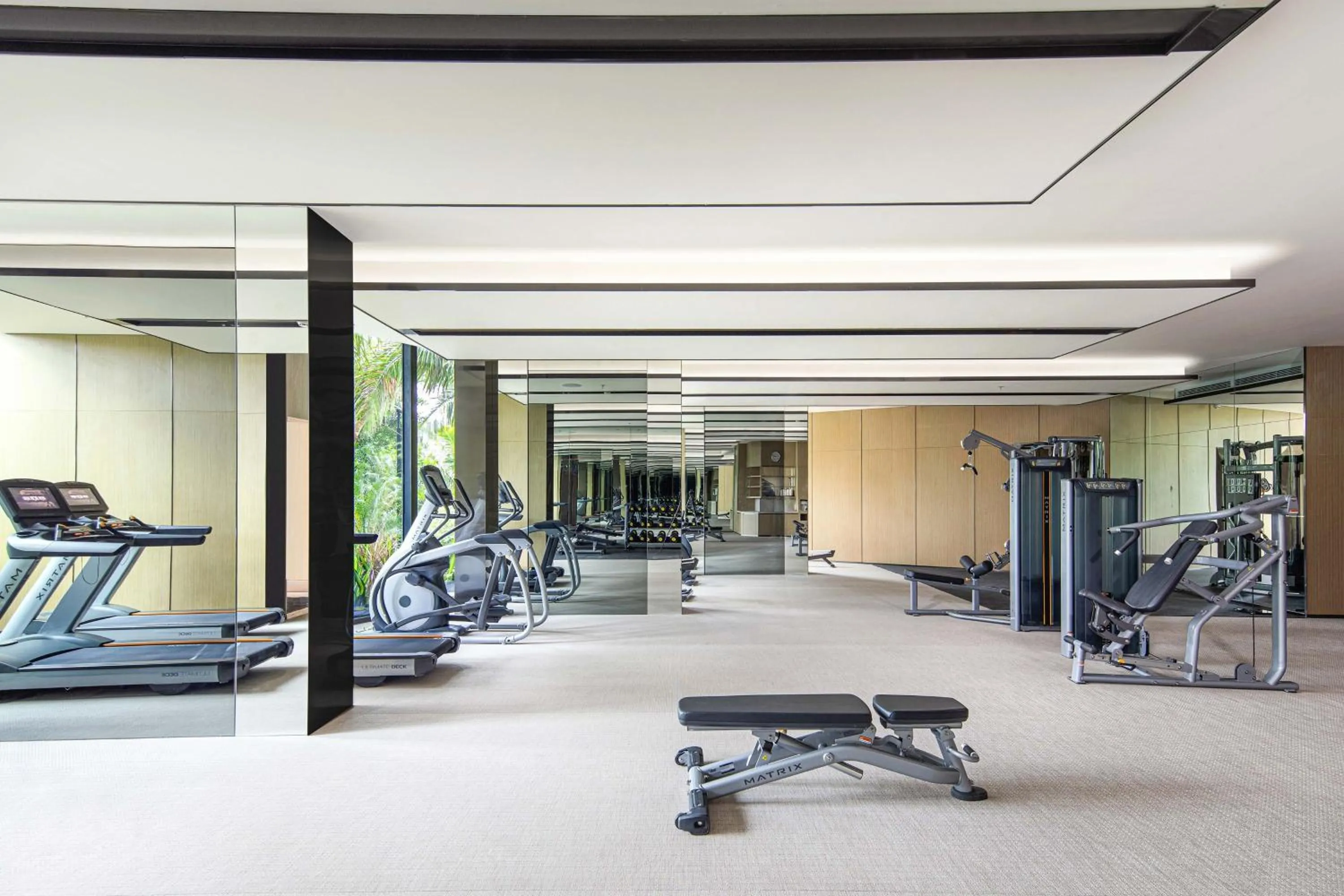 Fitness centre/facilities in Four Points by Sheraton Wuchuan, Loong Bay