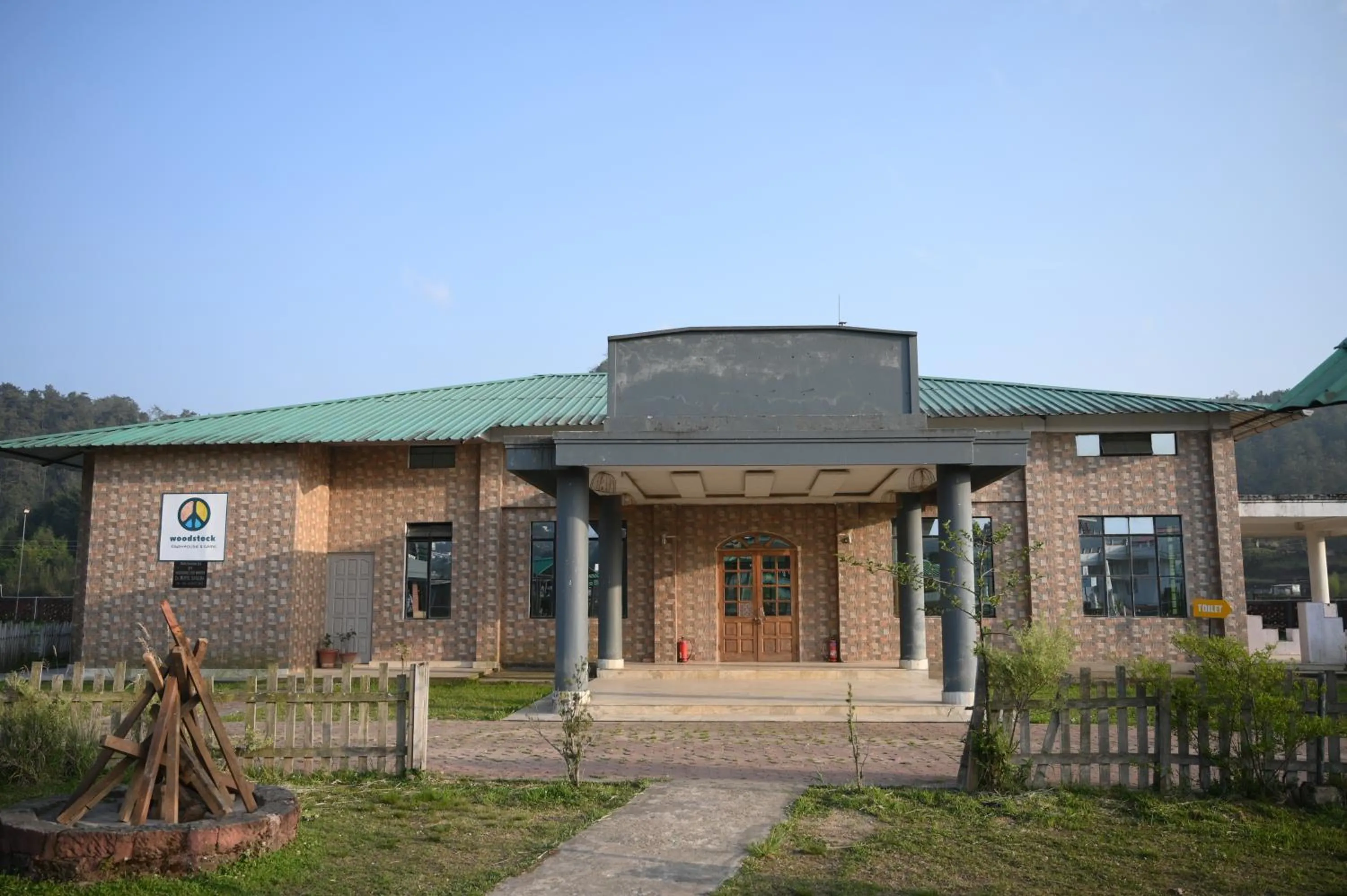 Property building in Woodstock Resort