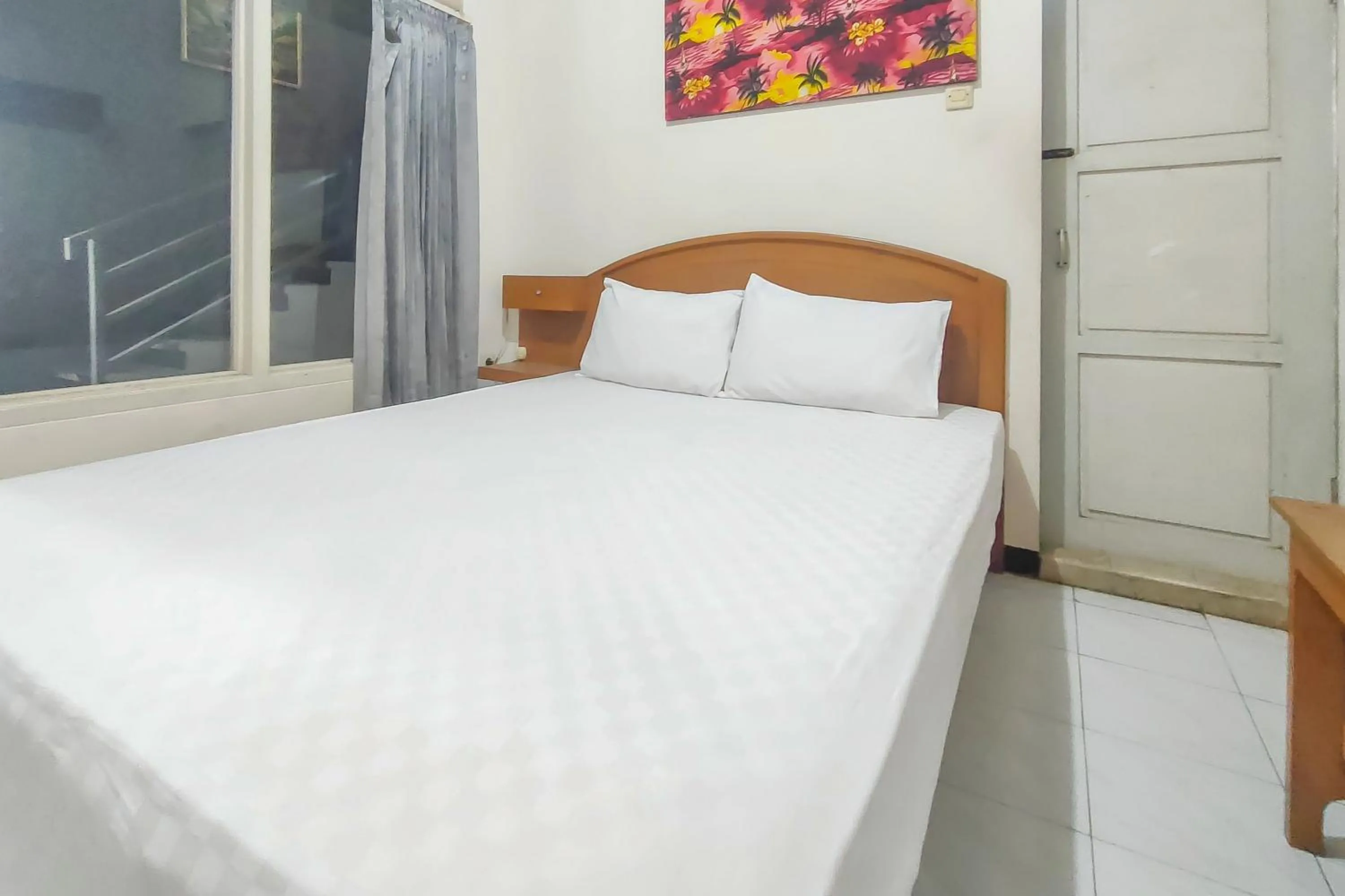 Bedroom, Bed in Hotel Karangsalam Indah Near Stasiun Purwokerto Mitra RedDoorz