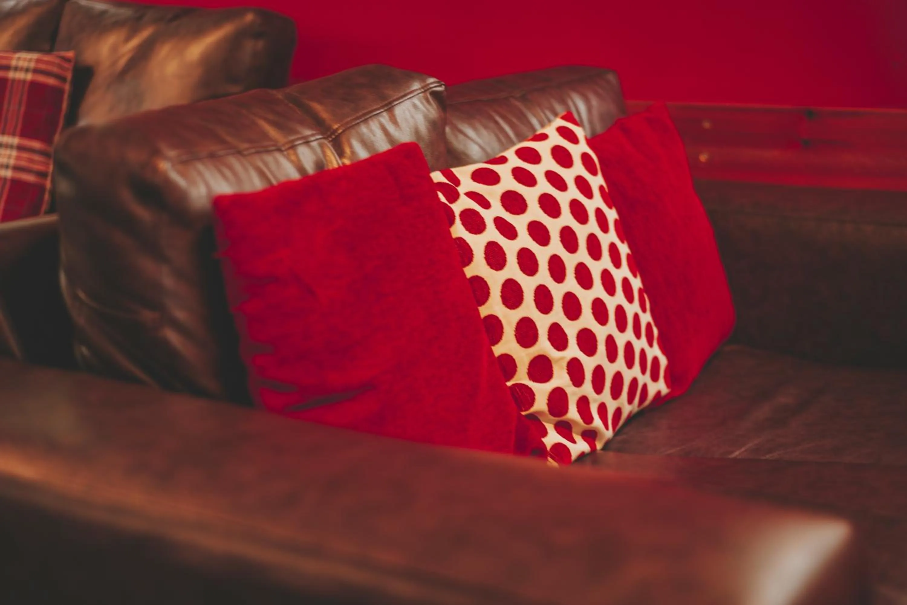 Communal lounge/ TV room in Crianlarich Youth Hostel