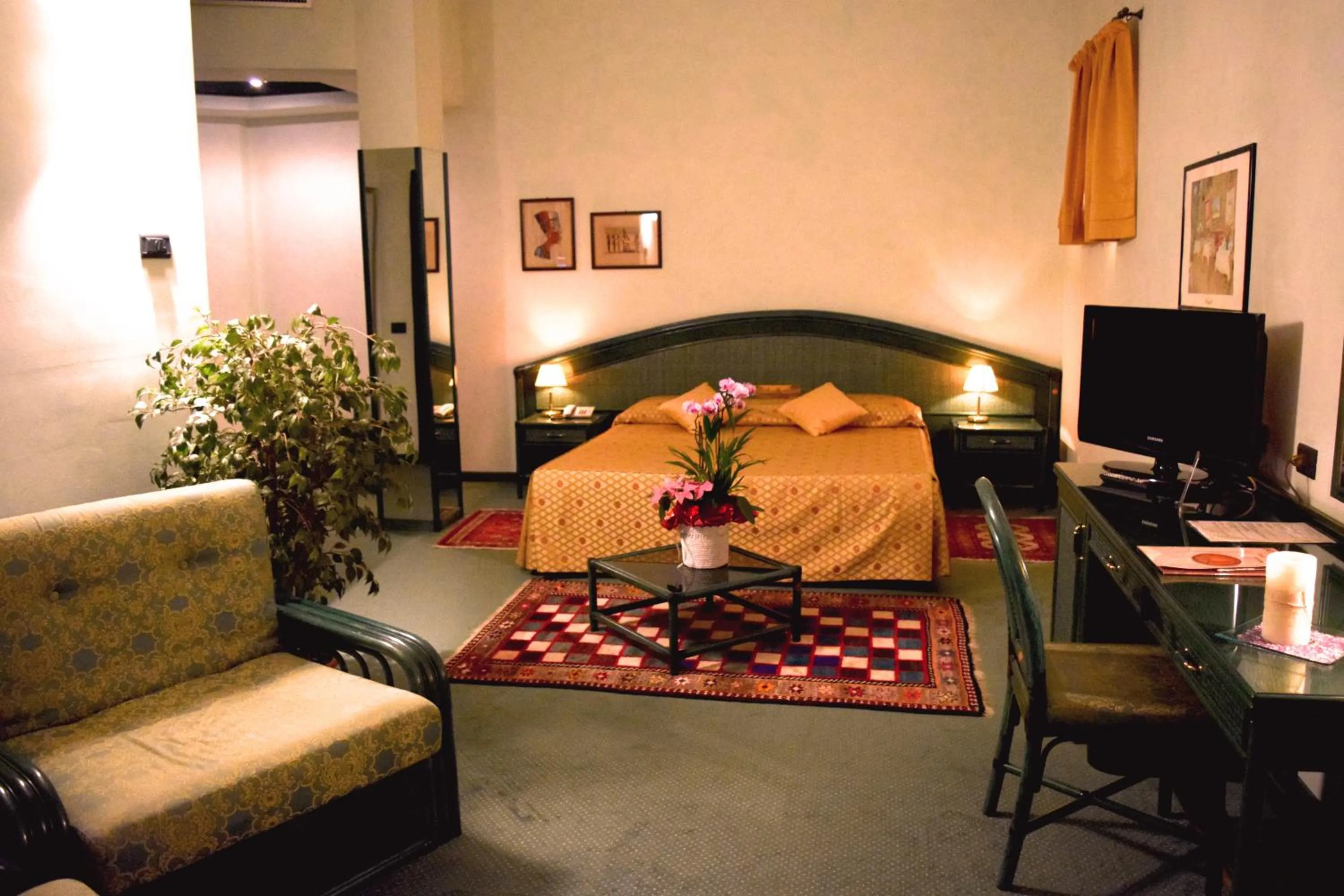 Photo of the whole room in Antica Postumia