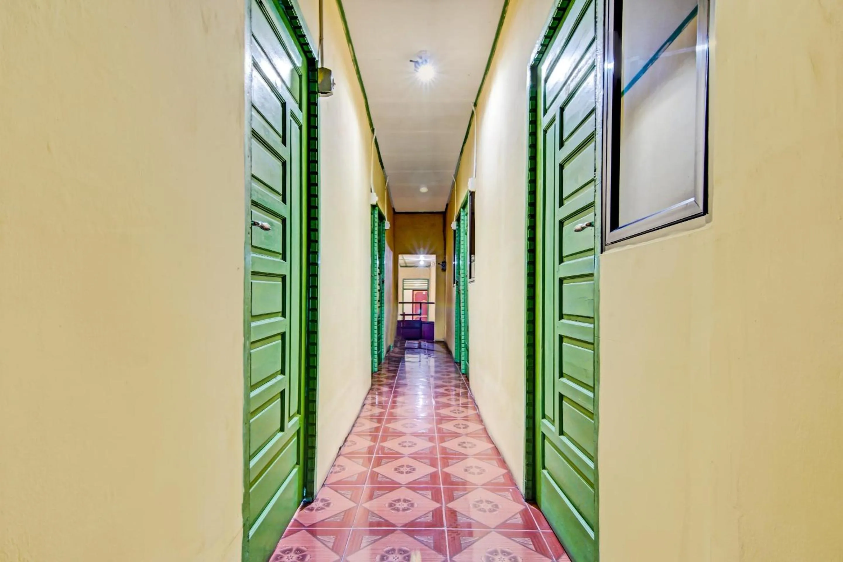 Lobby or reception in Hotel O Homestay 22 Syariah