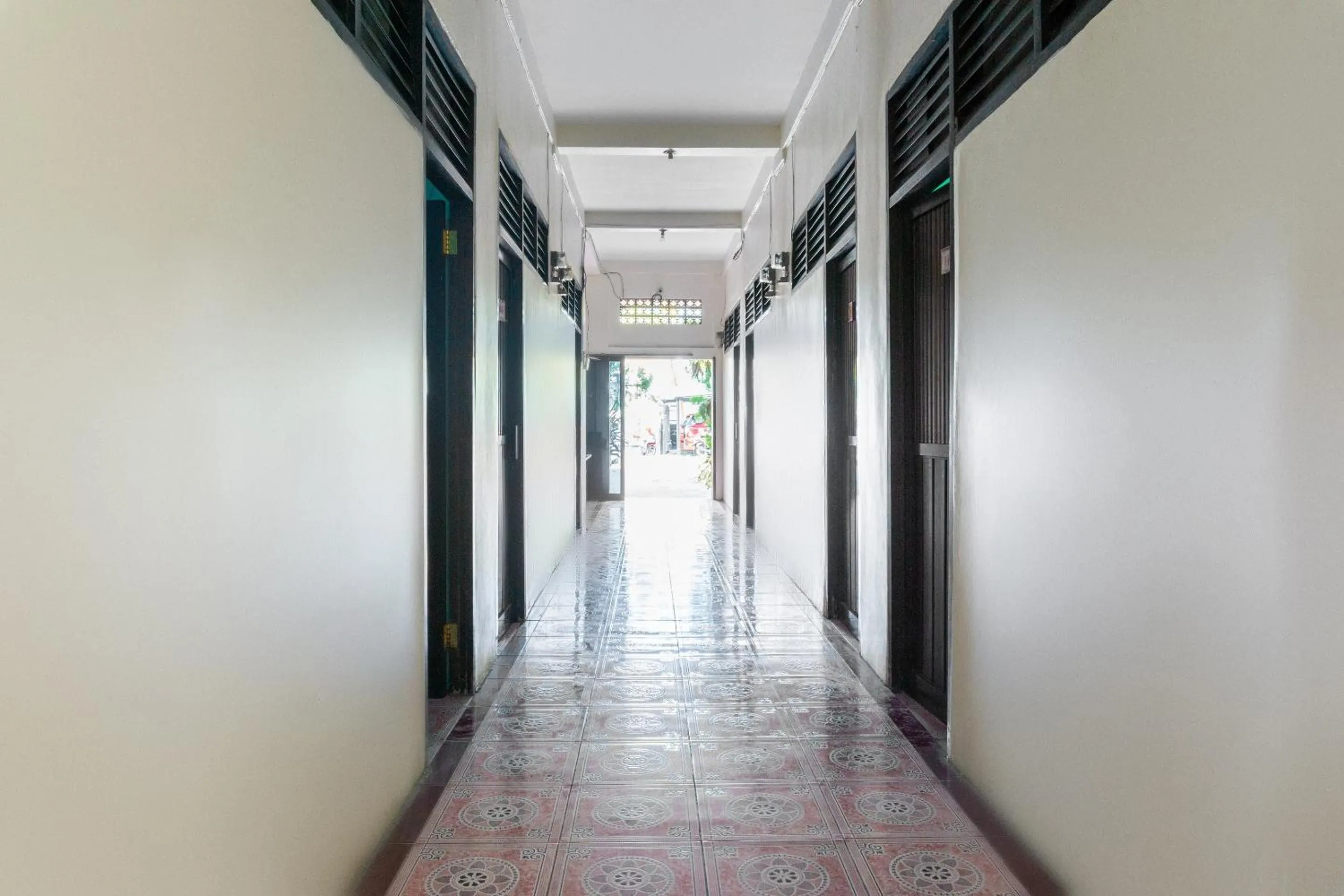 Lobby or reception in Hotel O Semarapura Homestay