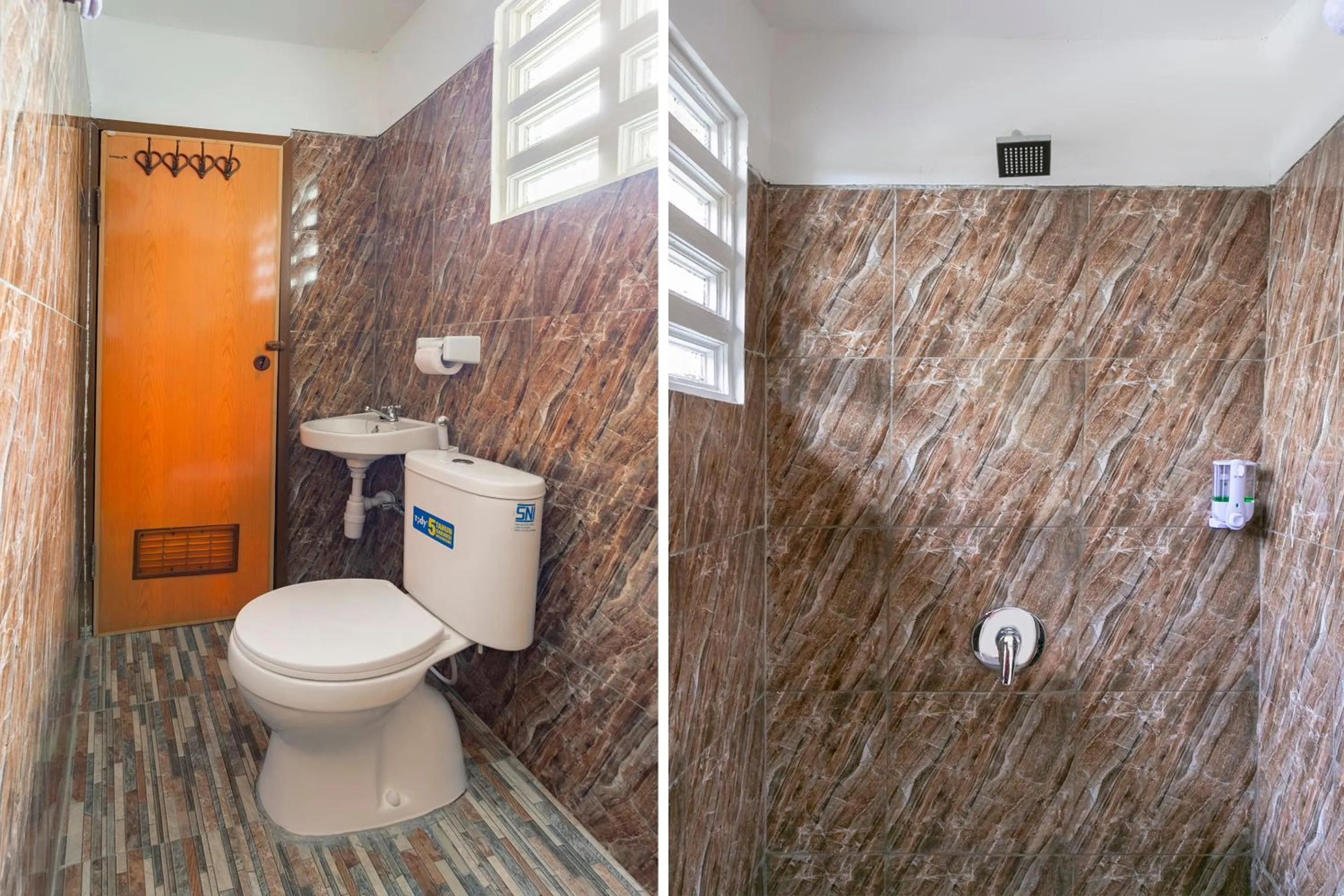 Bathroom in Collection O 3130 D'Valley View