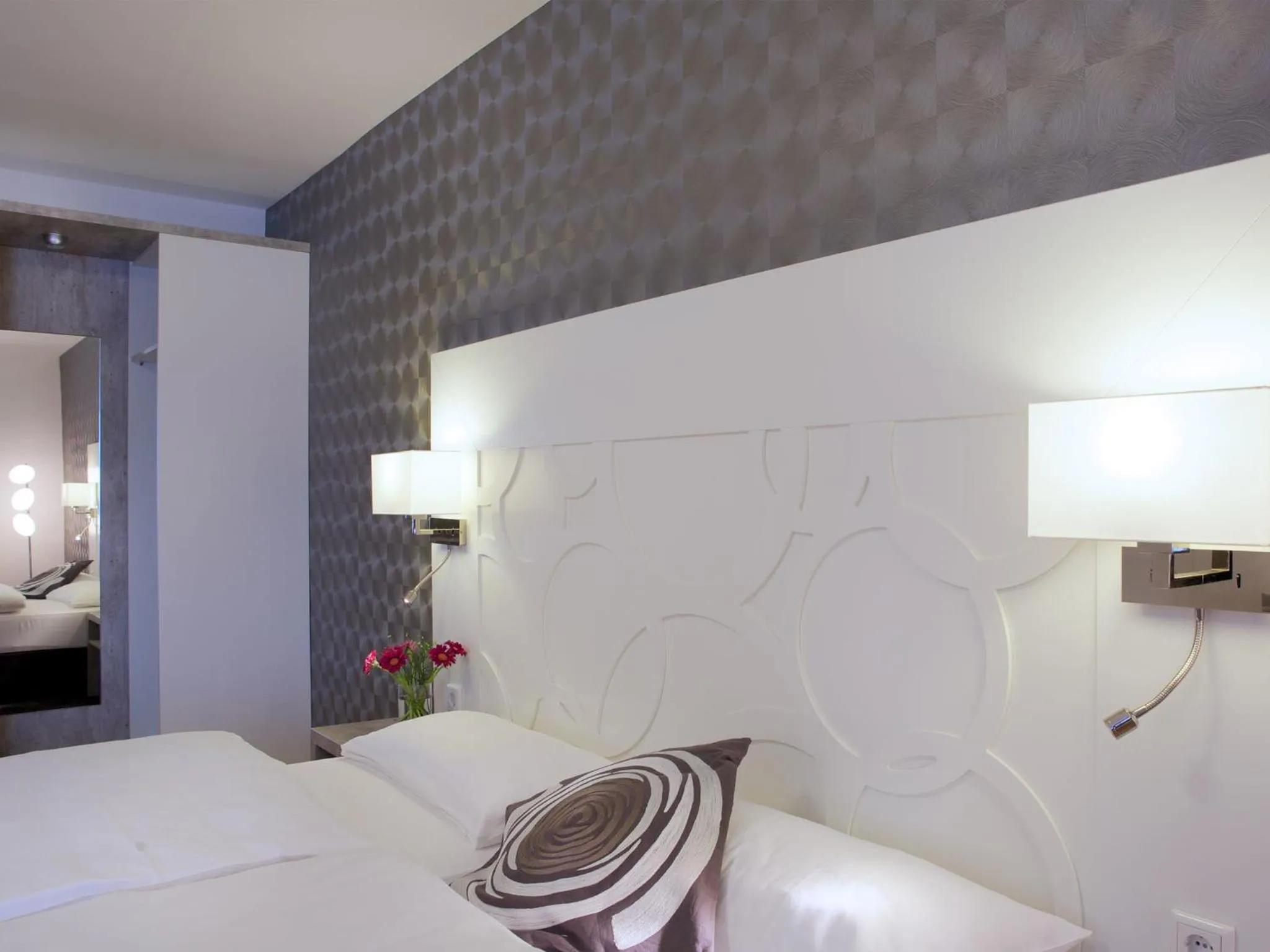 Bedroom in Hotel Karolinger Hof