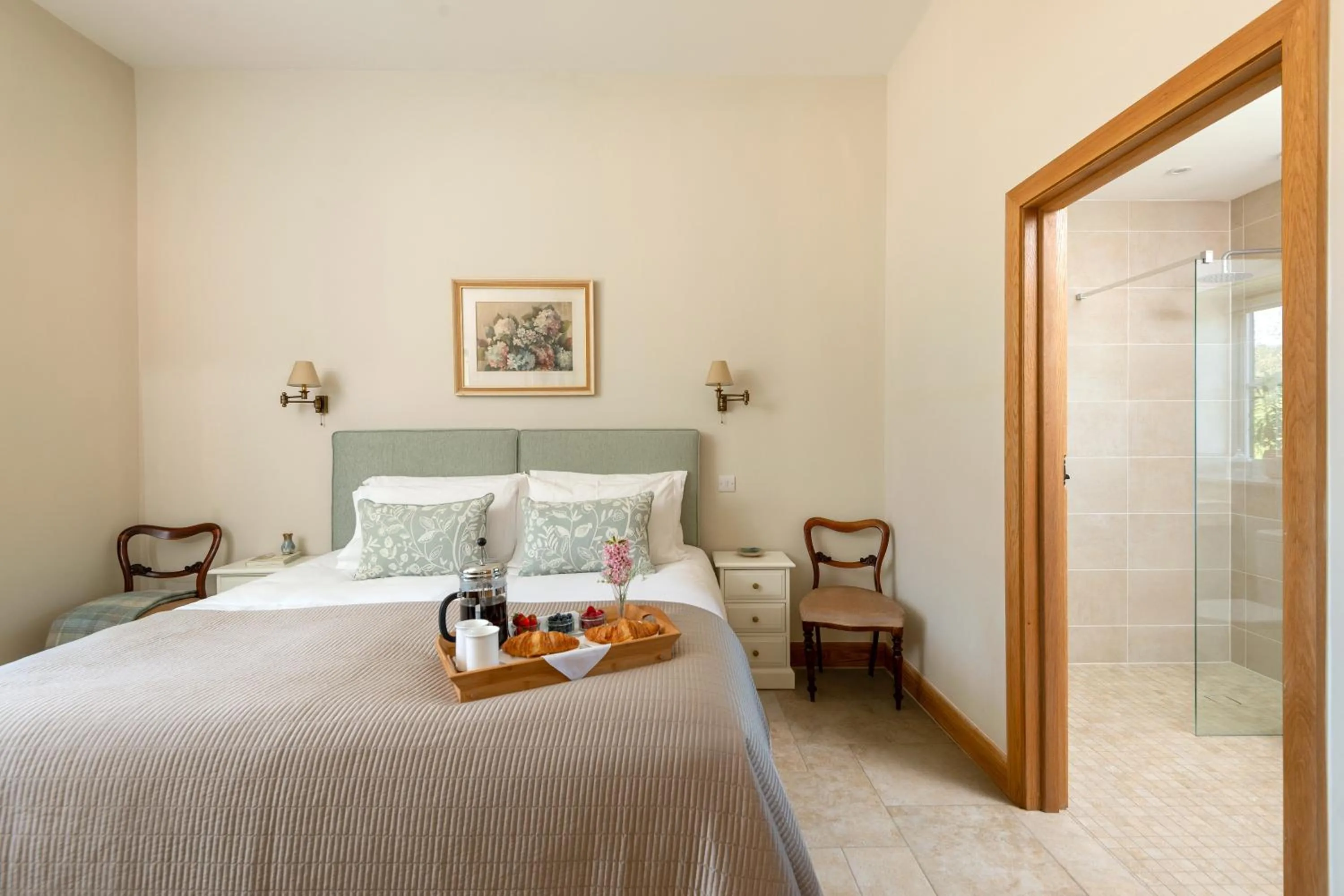 Bed in Barrow Hill Barns