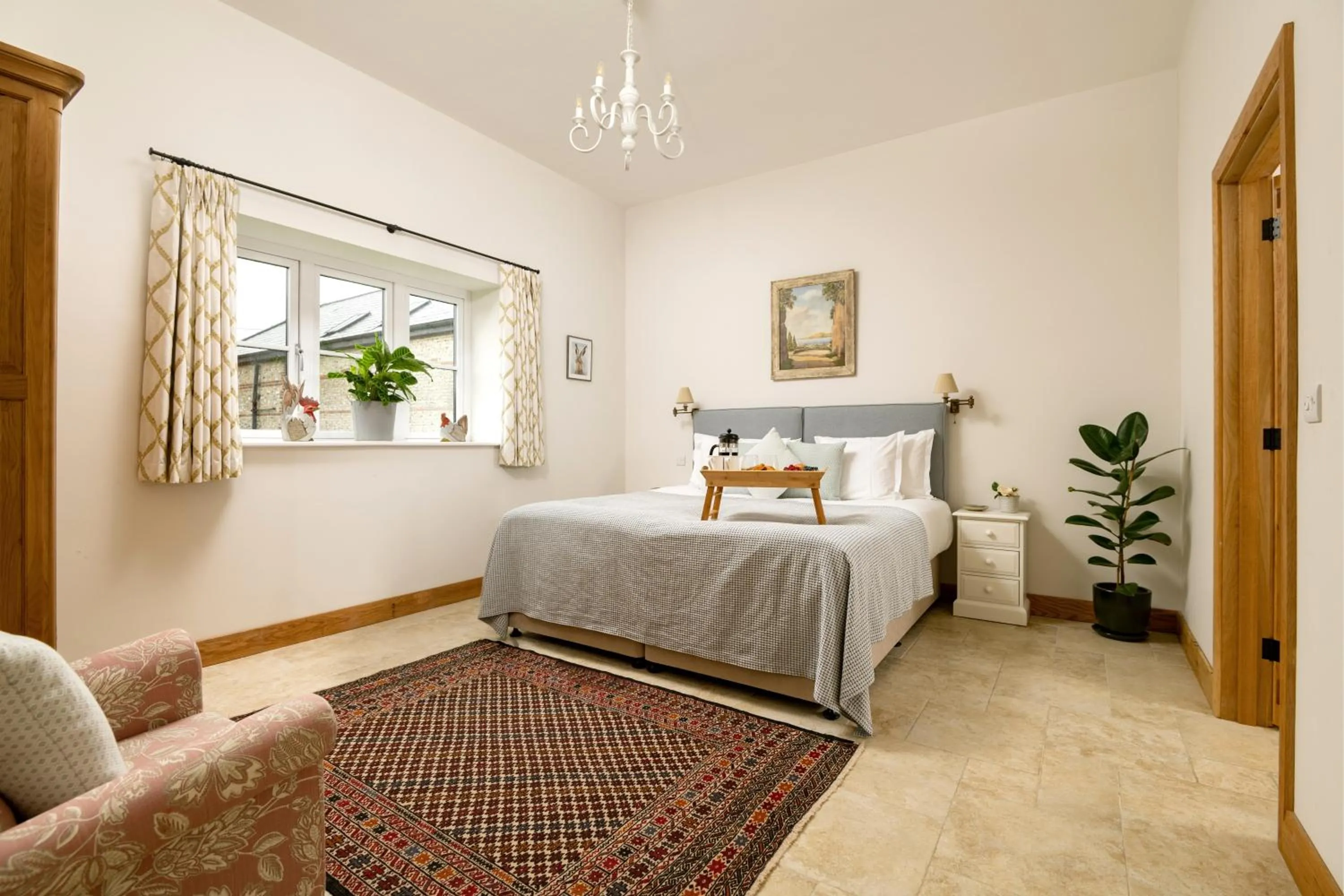 Bed in Barrow Hill Barns