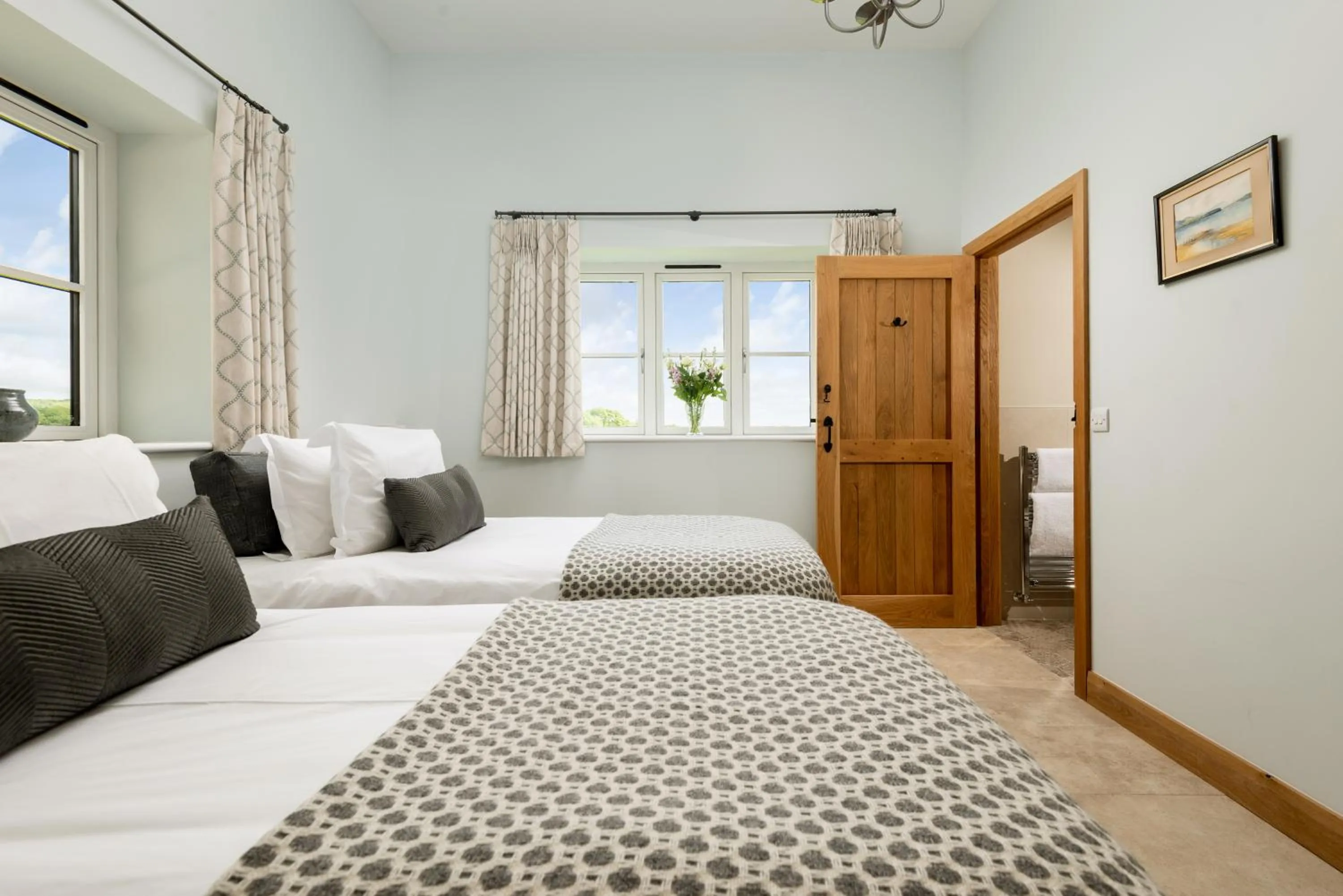 Bed in Barrow Hill Barns