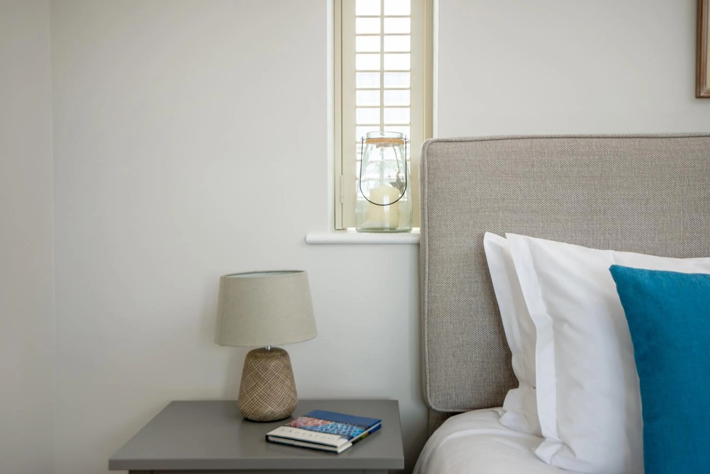Bed in Barrow Hill Barns