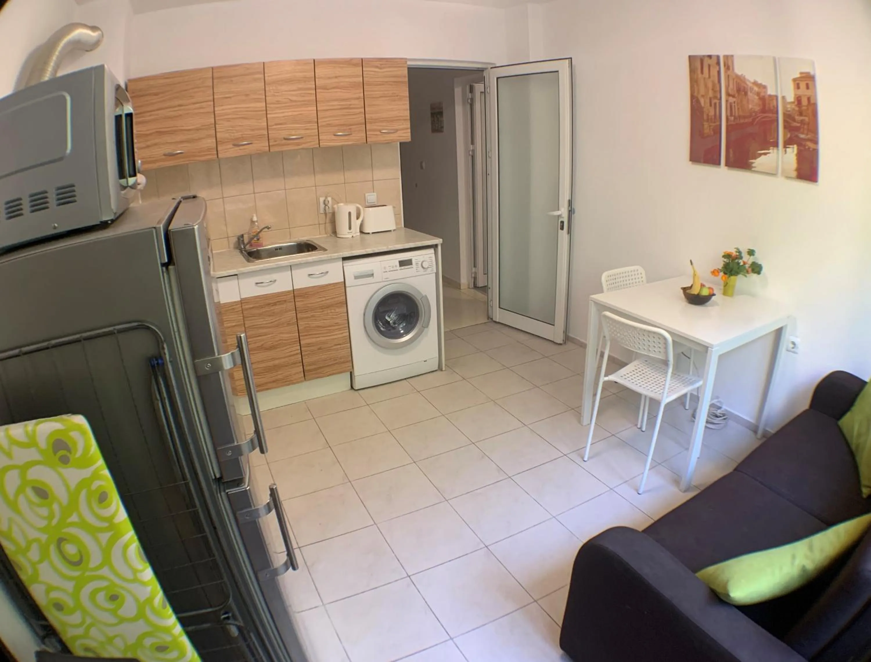 Kitchen or kitchenette in Samuil Apartments - Central Burgas
