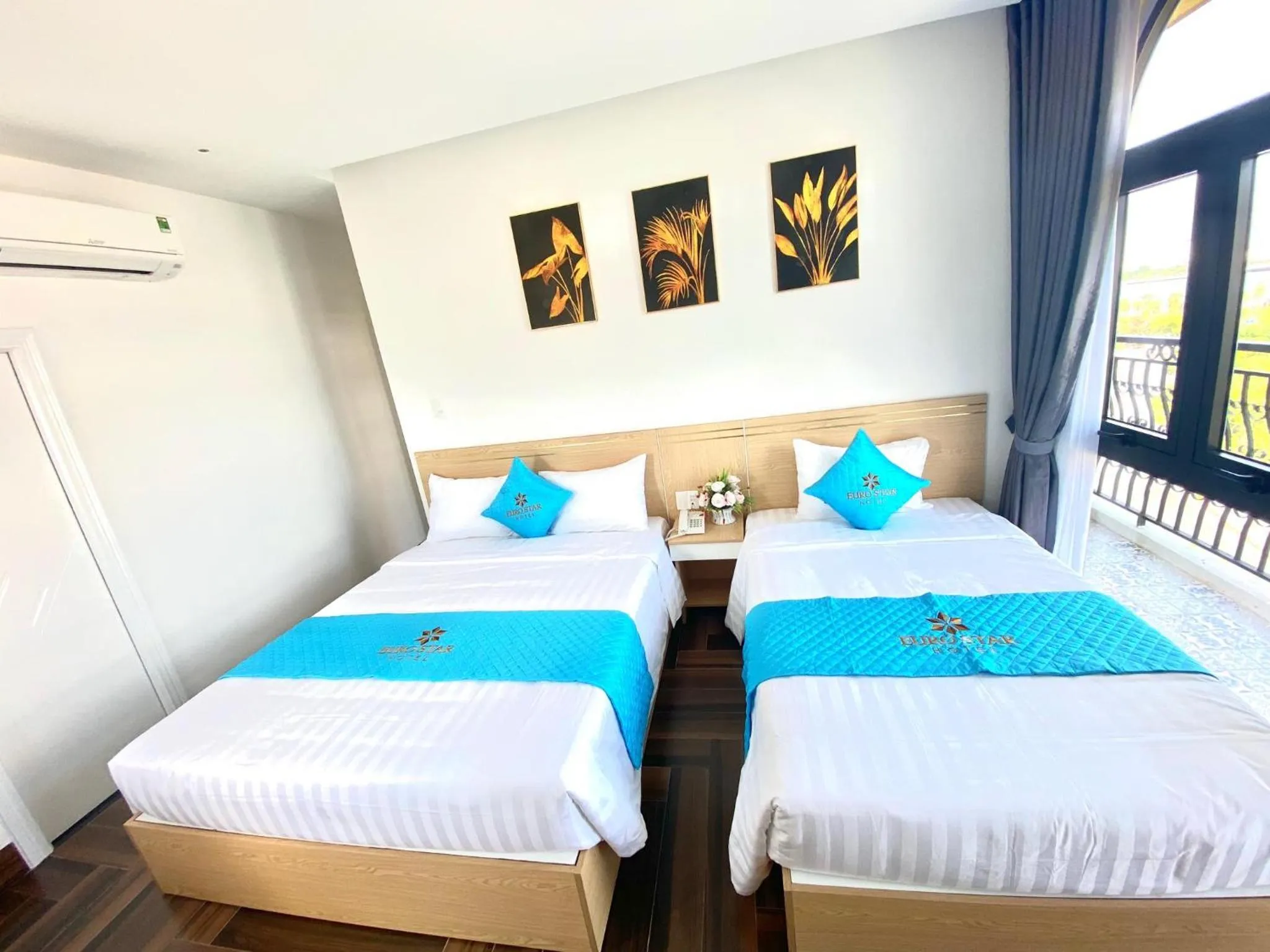 Bed in Euro Star Riverside Hotel