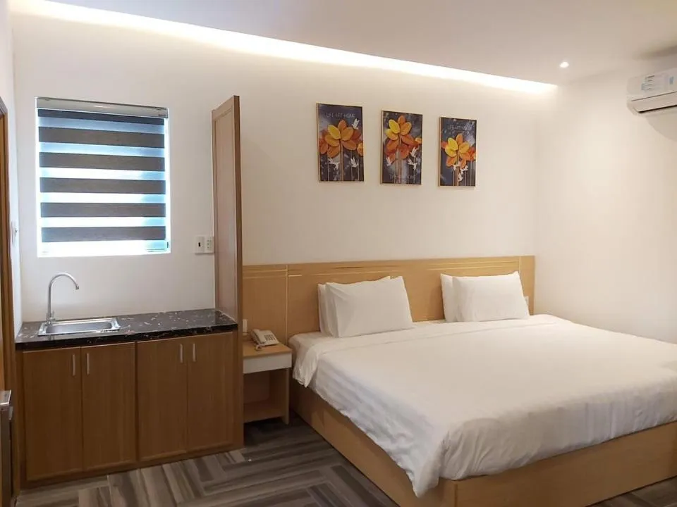 Bed in Euro Star Riverside Hotel