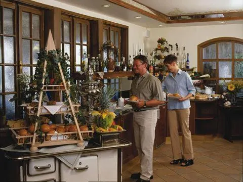 People in Wald Hotel Willingen