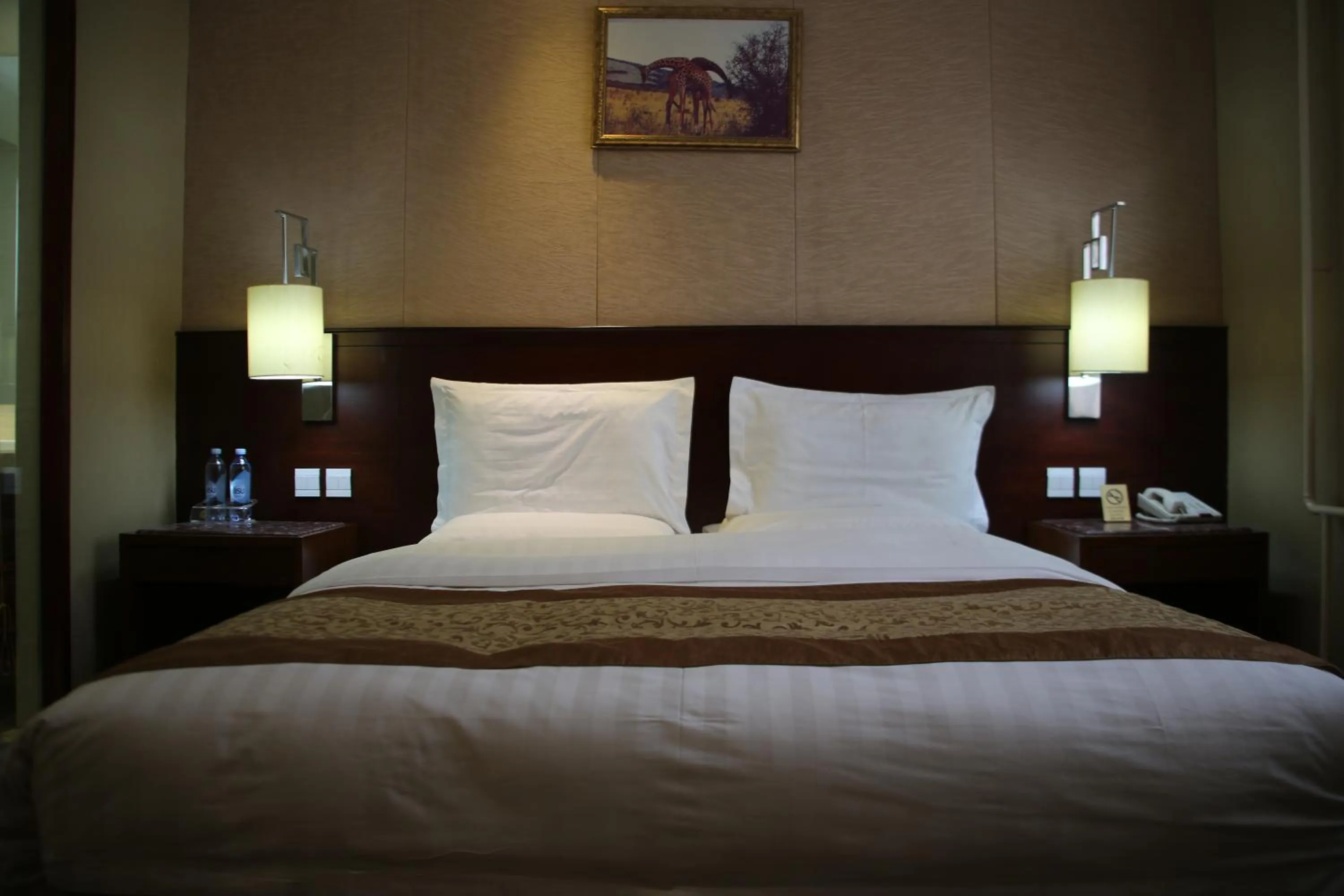 Bed in Soluxe Hotel Almaty