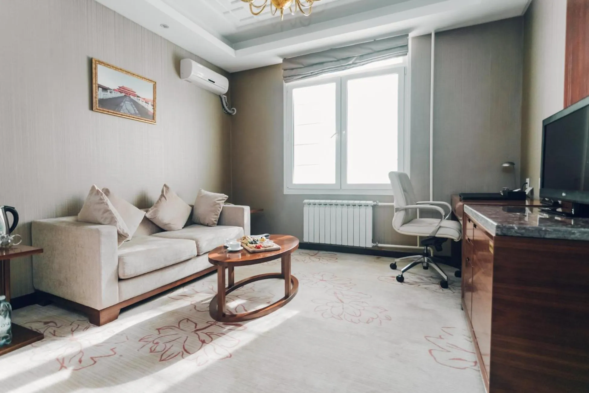 Seating area in Soluxe Hotel Almaty