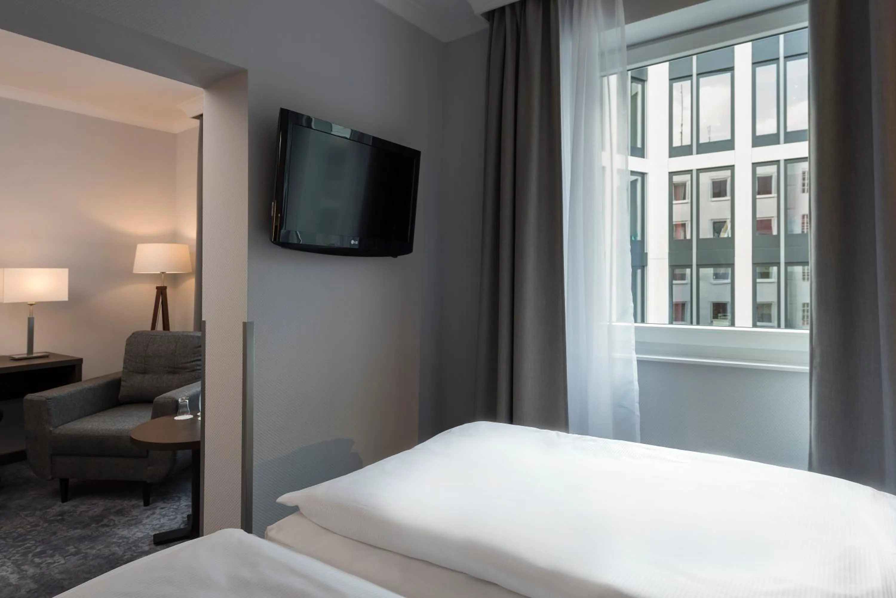 Photo of the whole room in Wyndham Köln