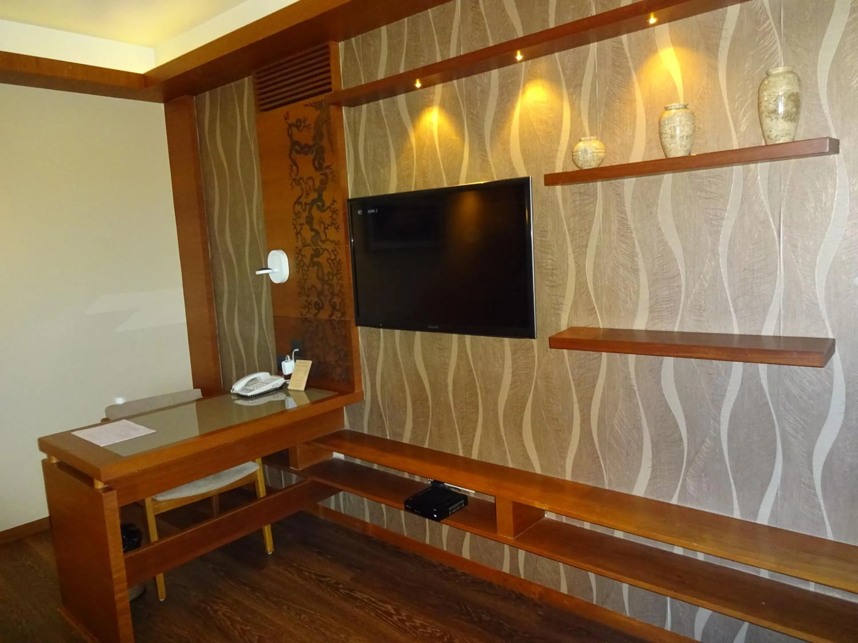 Decorative detail in Hotel Cosmopolitan