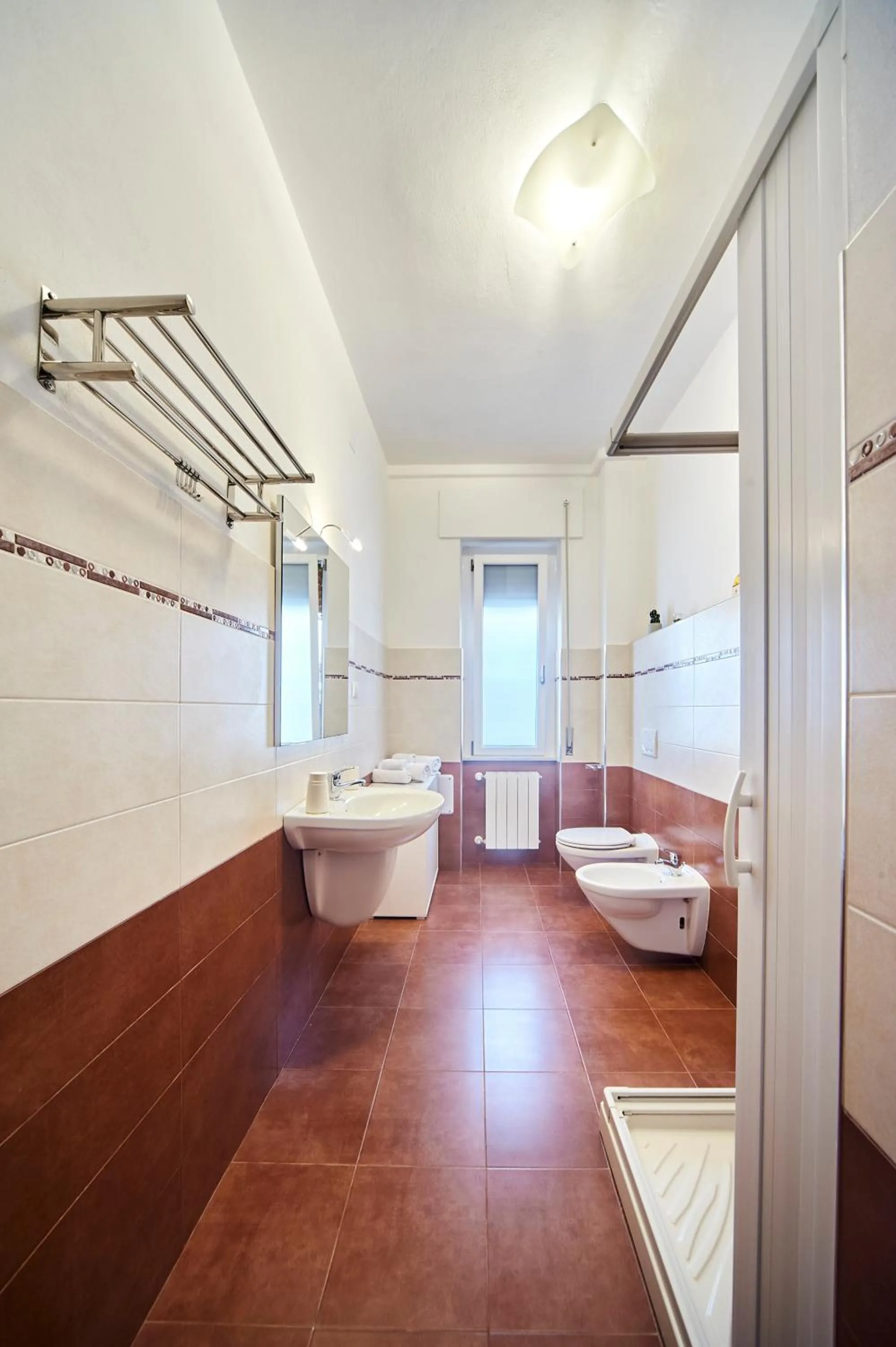 Shower in Tidu's home B&B