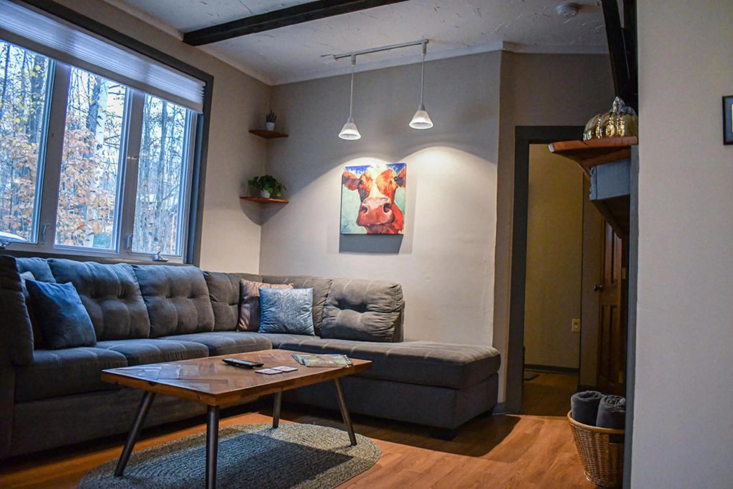 Living room in Brook Road Cabin