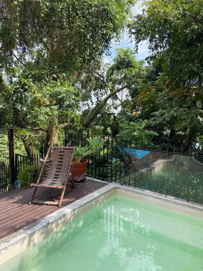 Santa Teresa Junto à Natureza